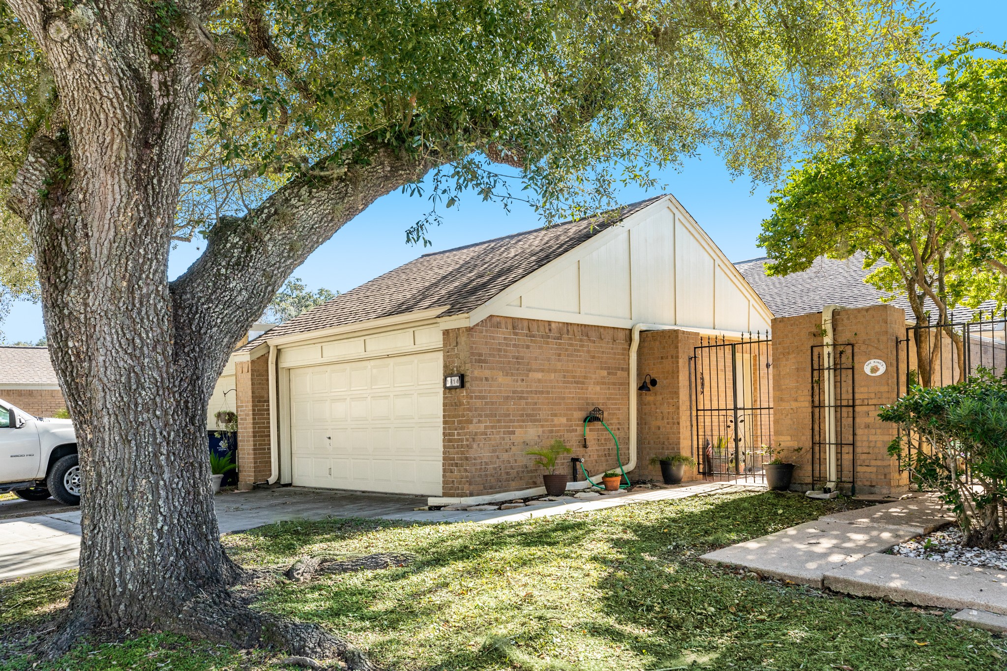 1814 Veranda Drive Property Photo 3