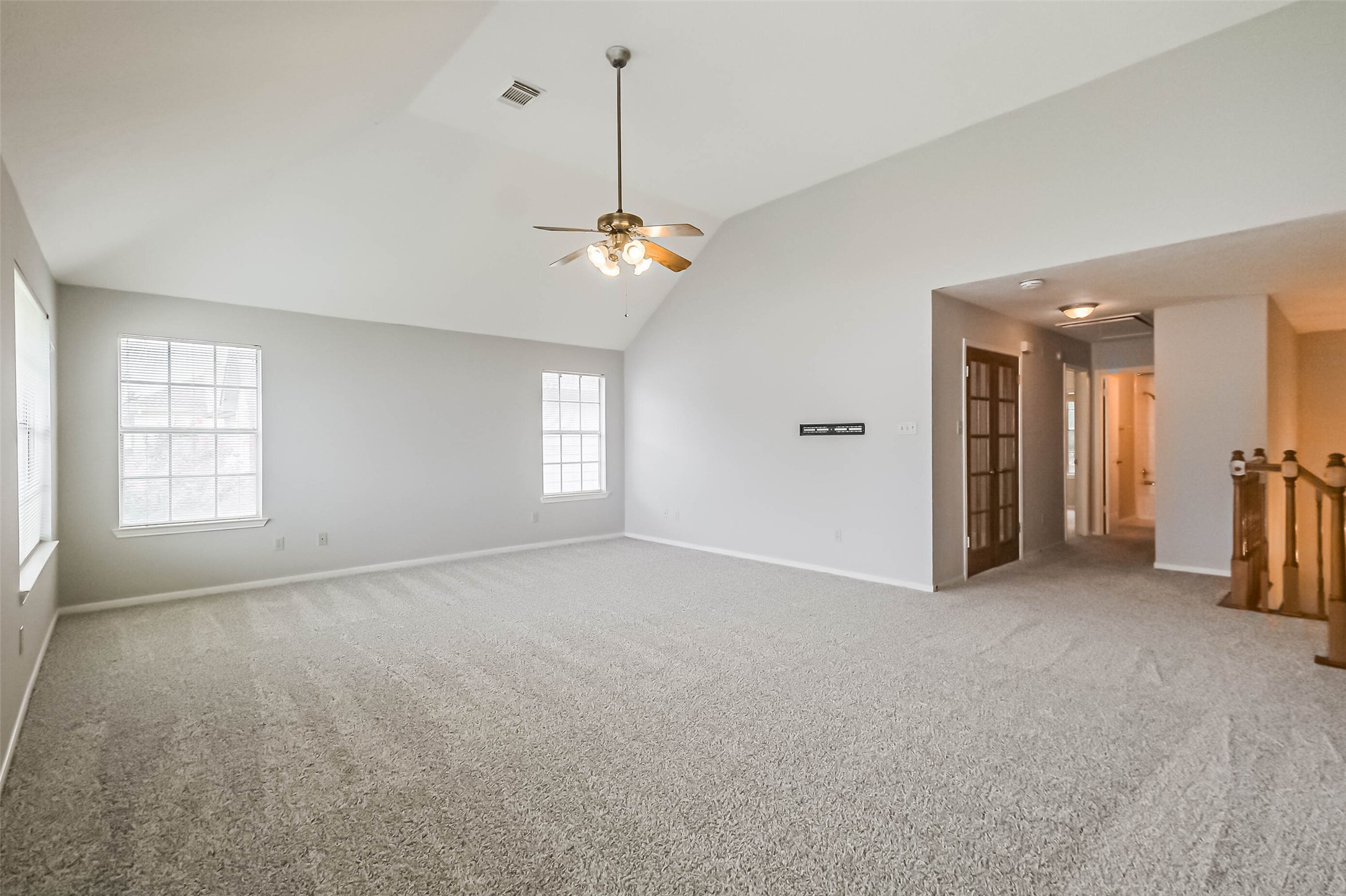 10218 Hedge Way Drive Property Photo 30