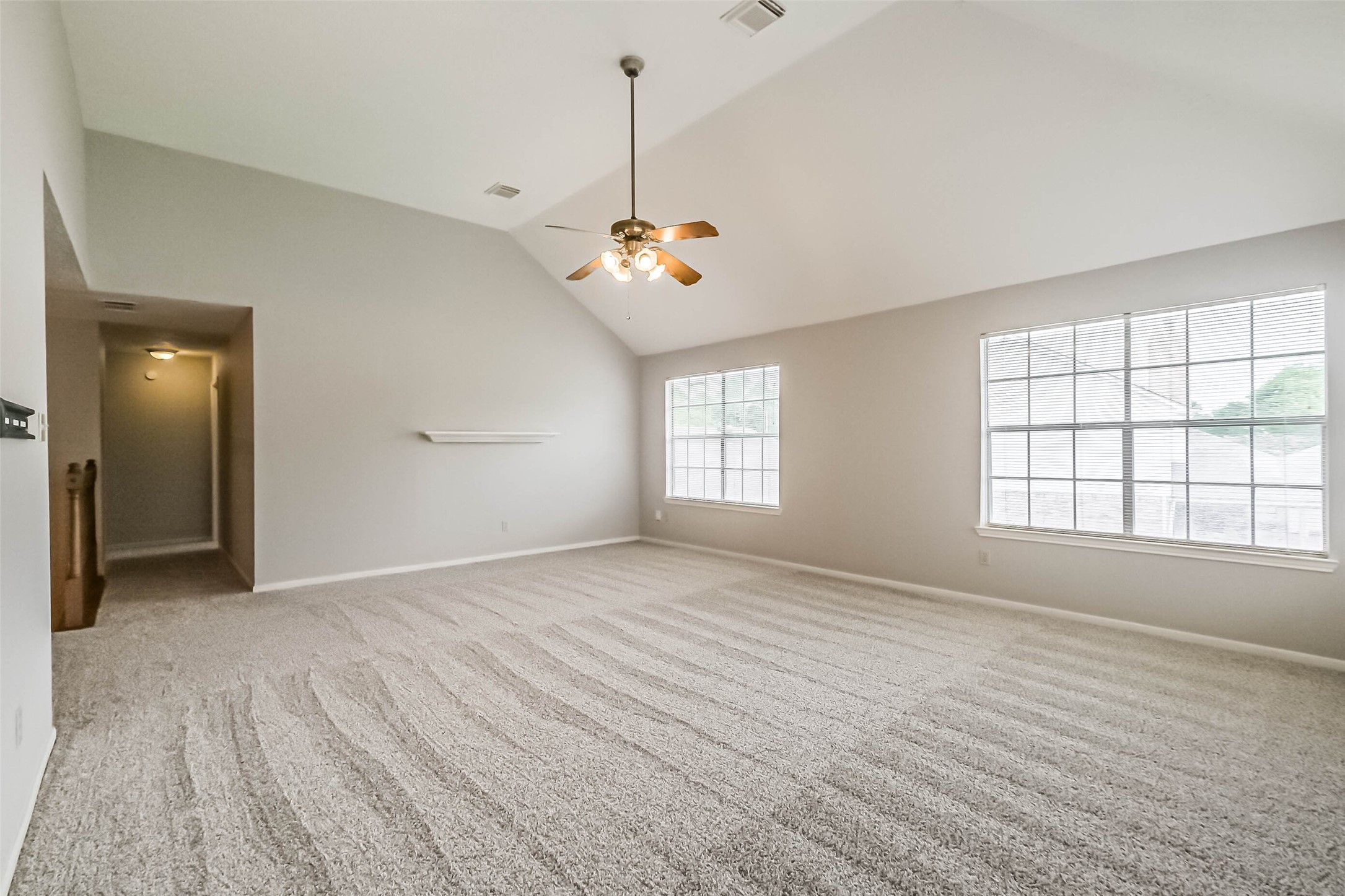 10218 Hedge Way Drive Property Photo 31