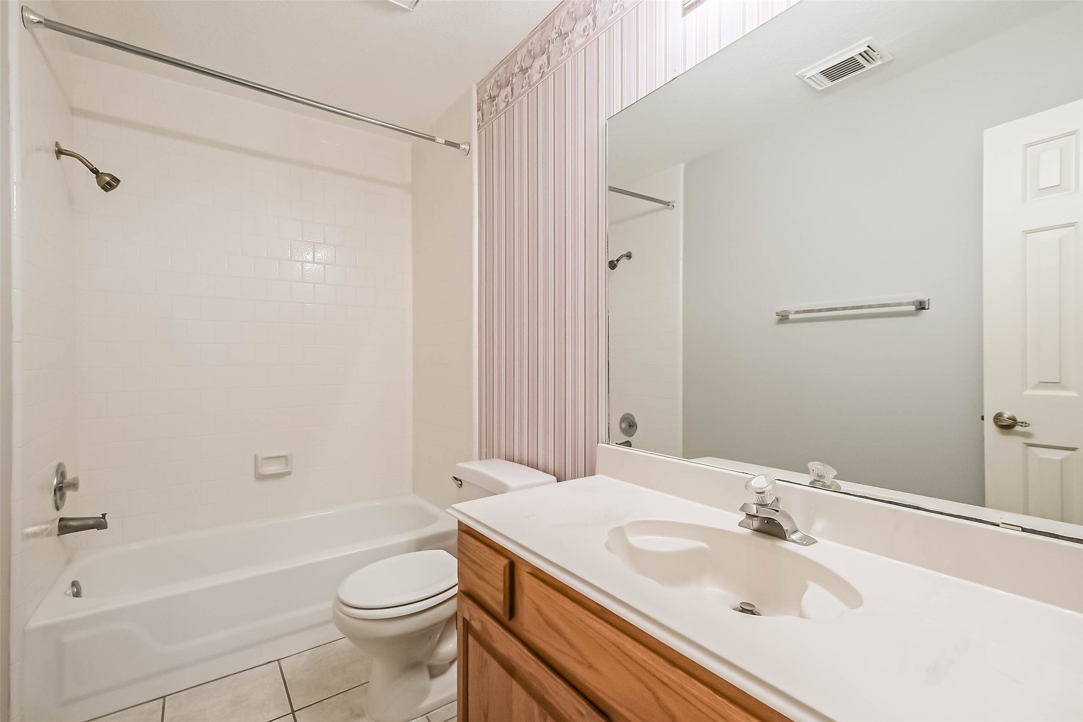 10218 Hedge Way Drive Property Photo 38