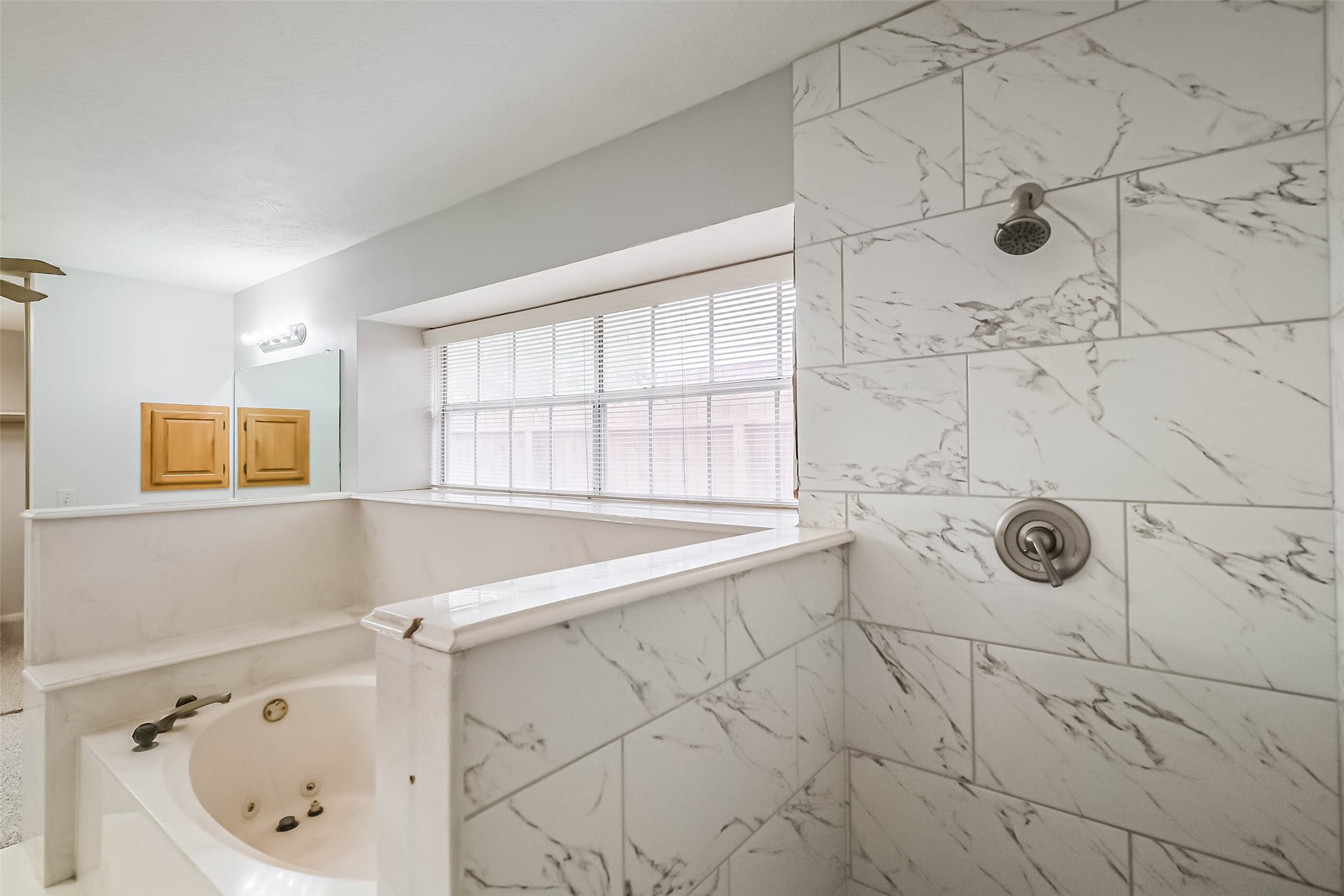 10218 Hedge Way Drive Property Photo 42