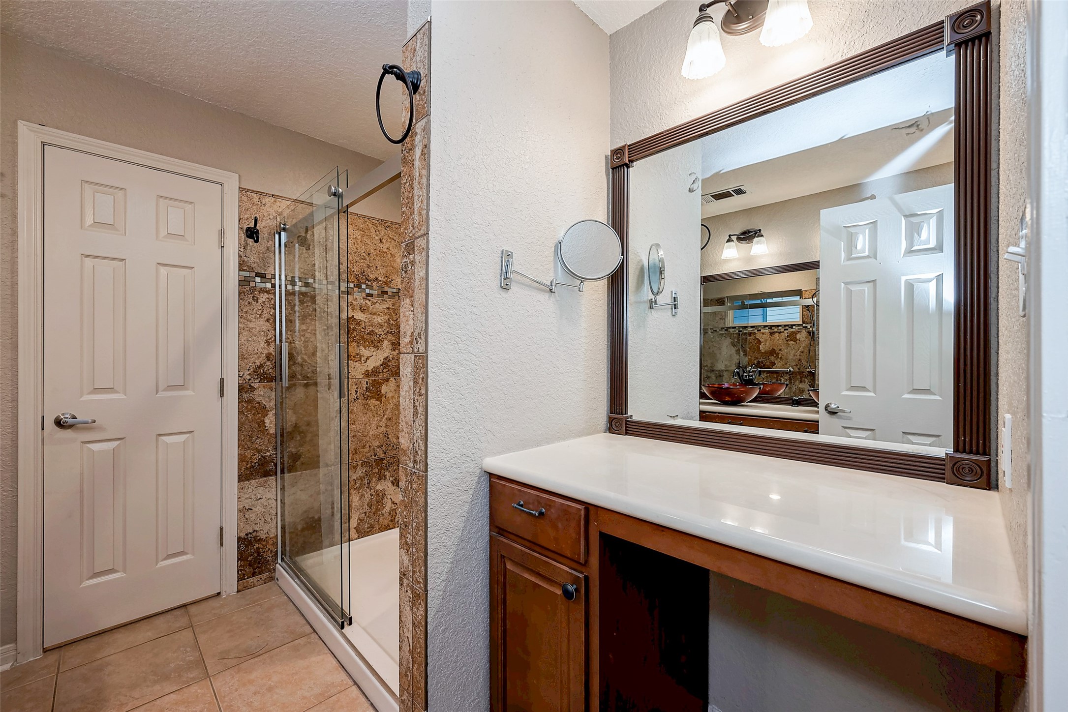 803 Shawnee Drive Property Photo 25