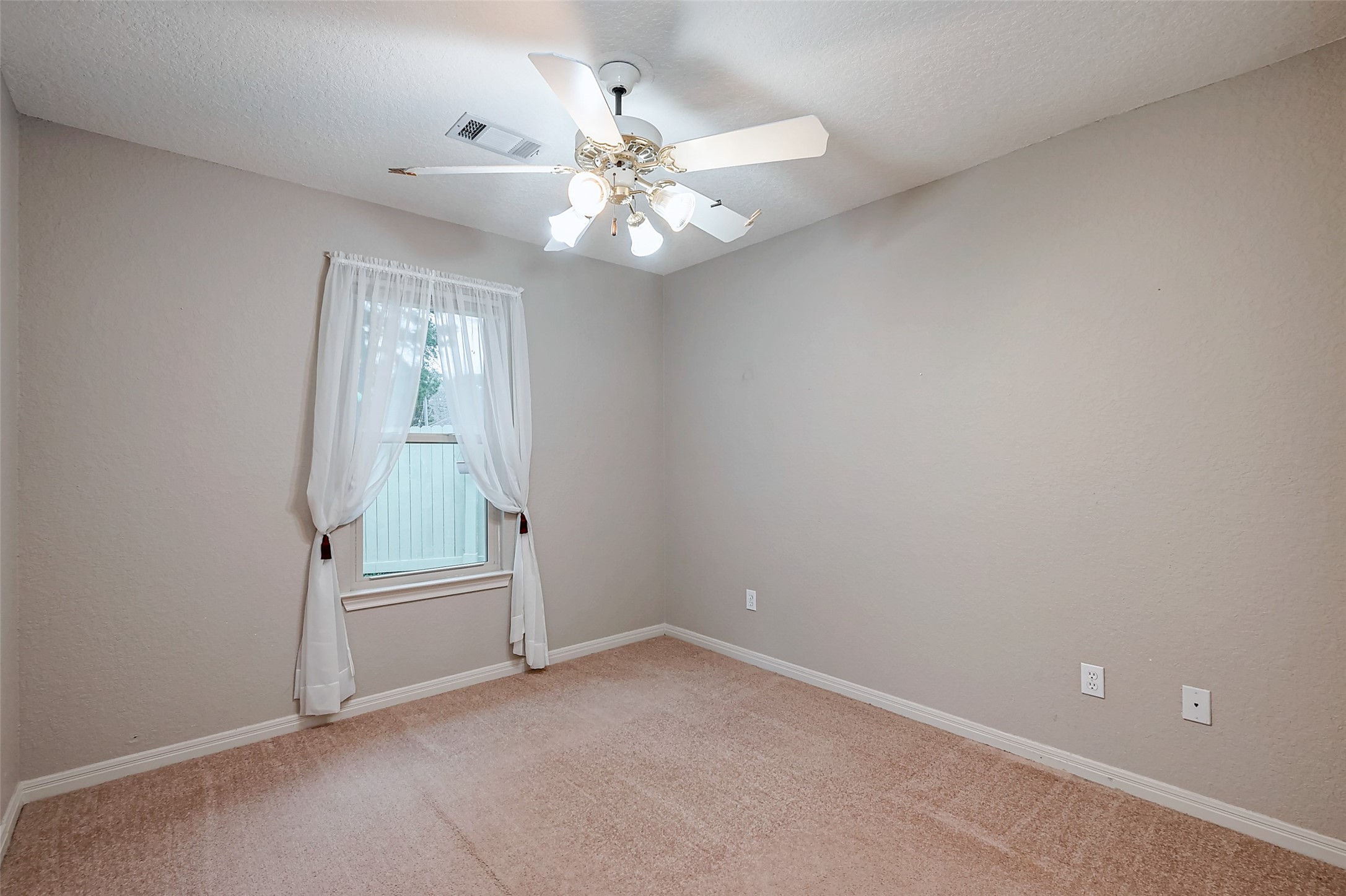 803 Shawnee Drive Property Photo 28