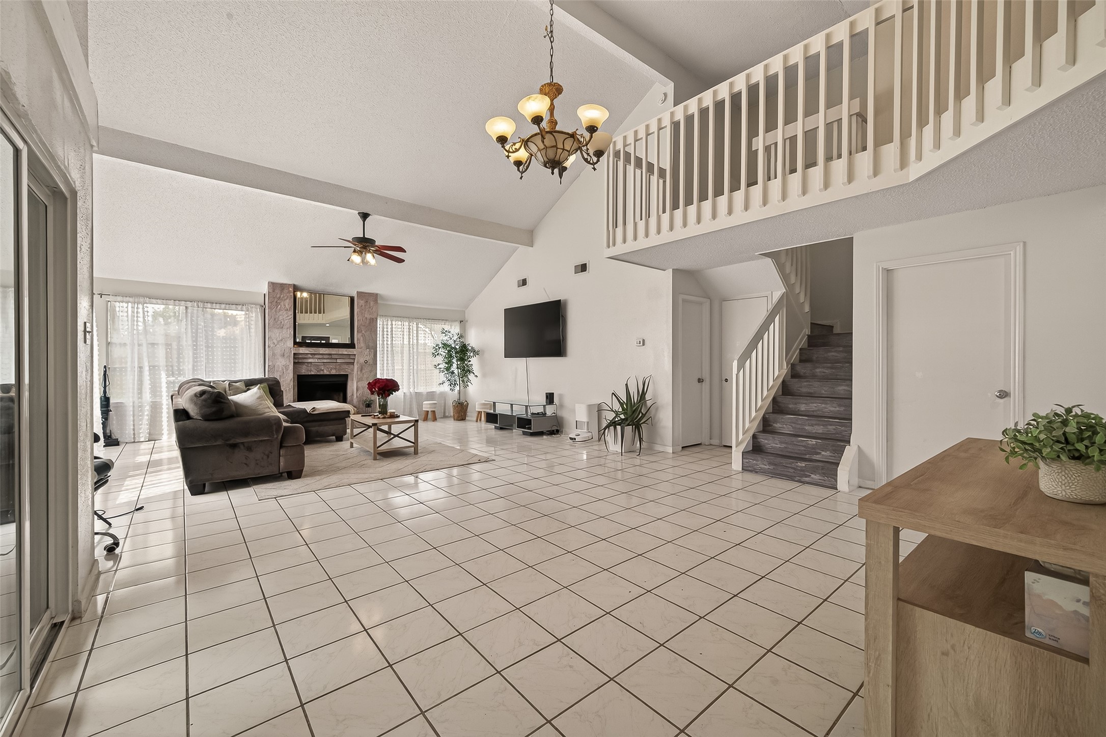 3214 Meadway Drive Property Photo 7