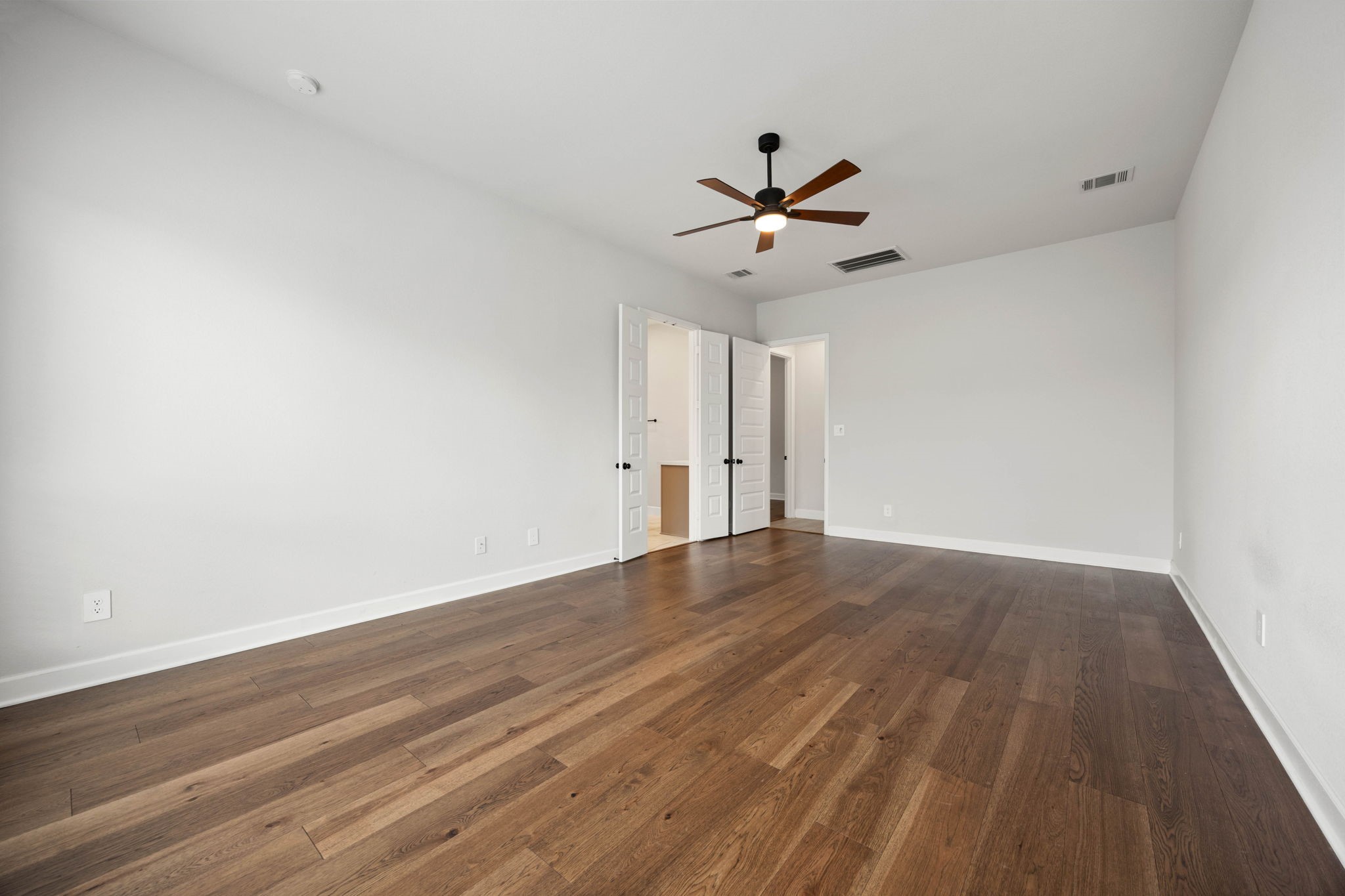 2122 Germander Lane Property Photo 33