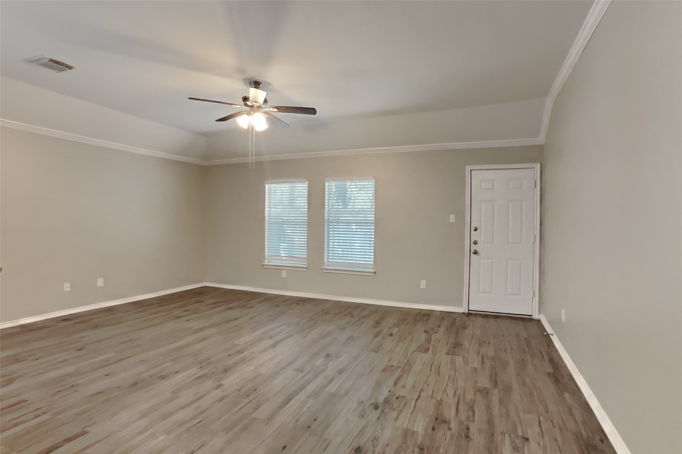 26873 Manor Falls Drive Property Photo 2