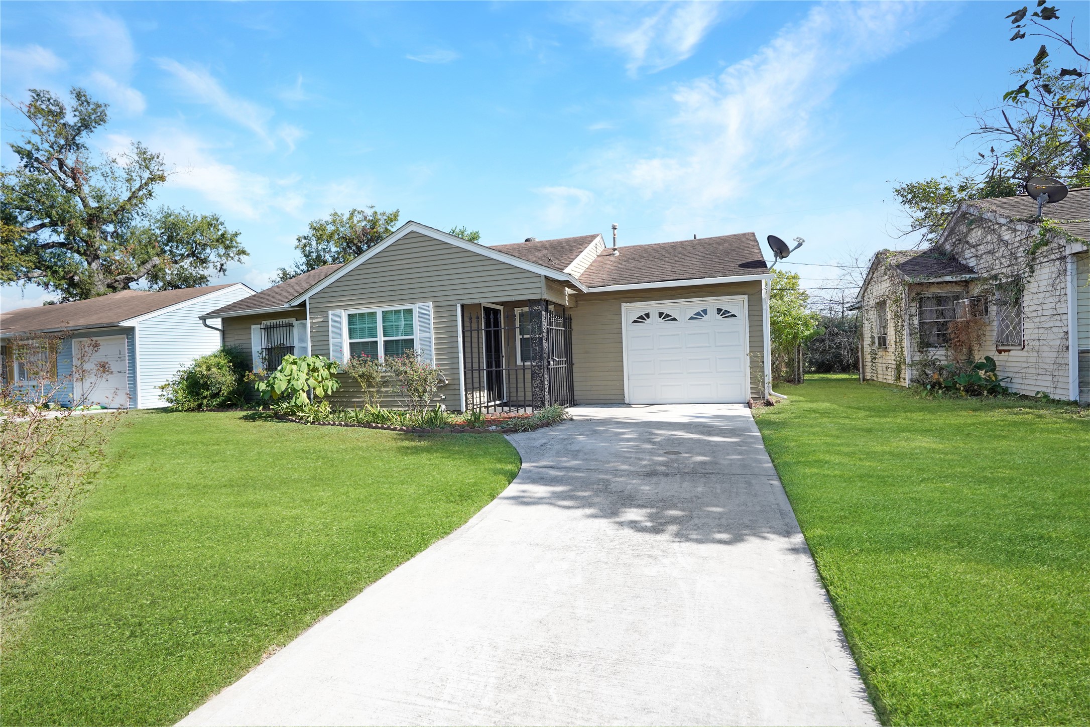 12432 Yancy Drive Property Photo 2