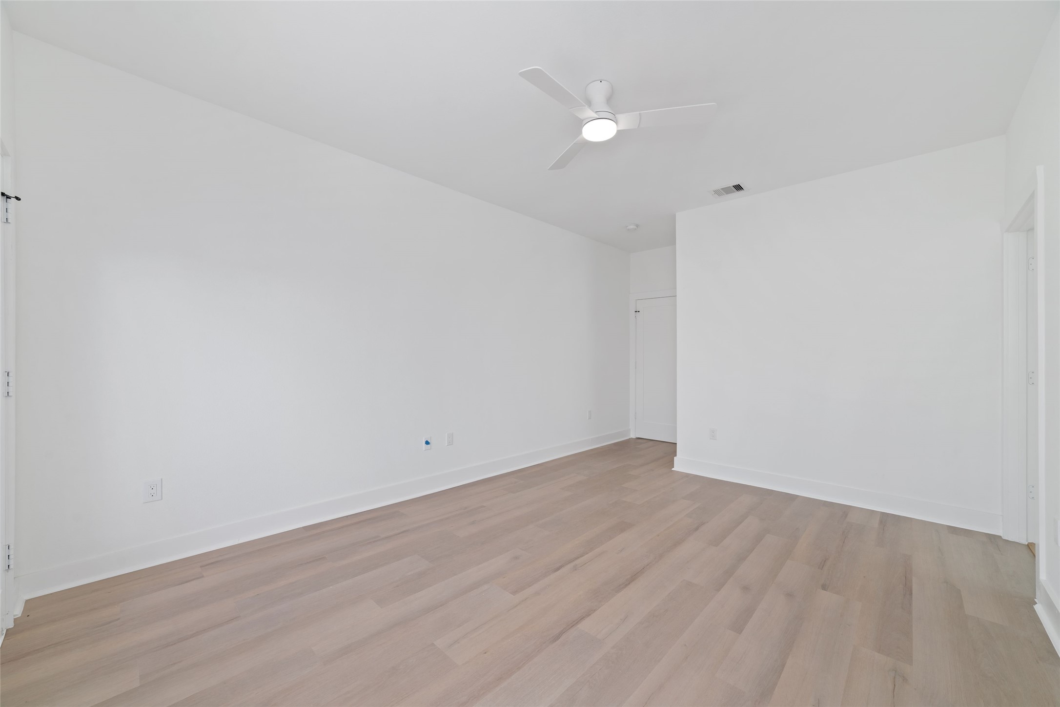 1811 N Spring Dr 7 Property Photo 20