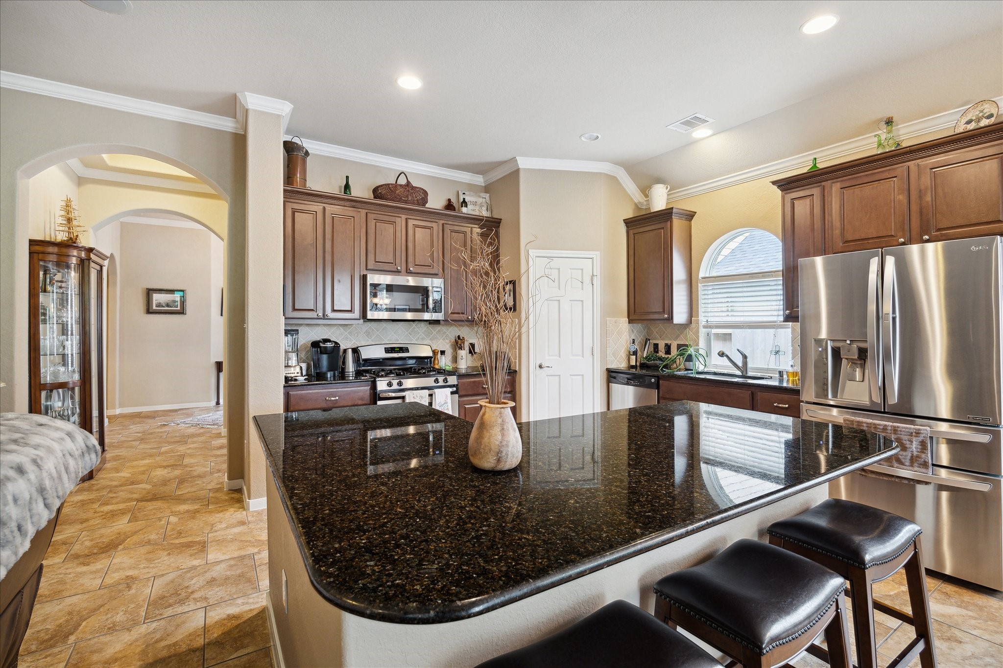 20289 Southwood Oaks Drive Property Photo 9