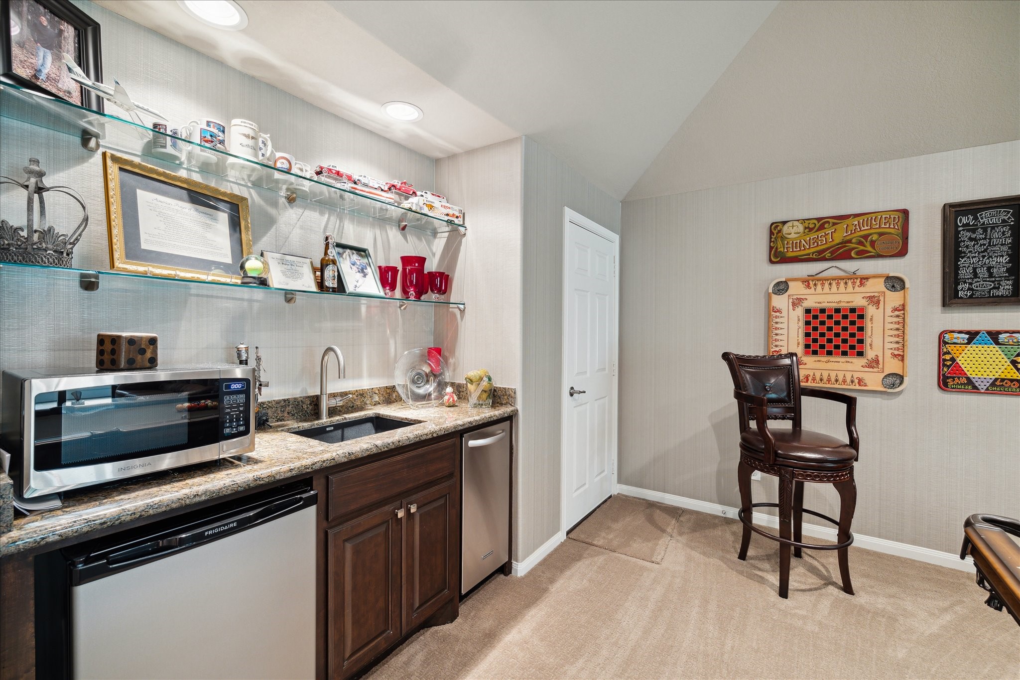 20289 Southwood Oaks Drive Property Photo 15