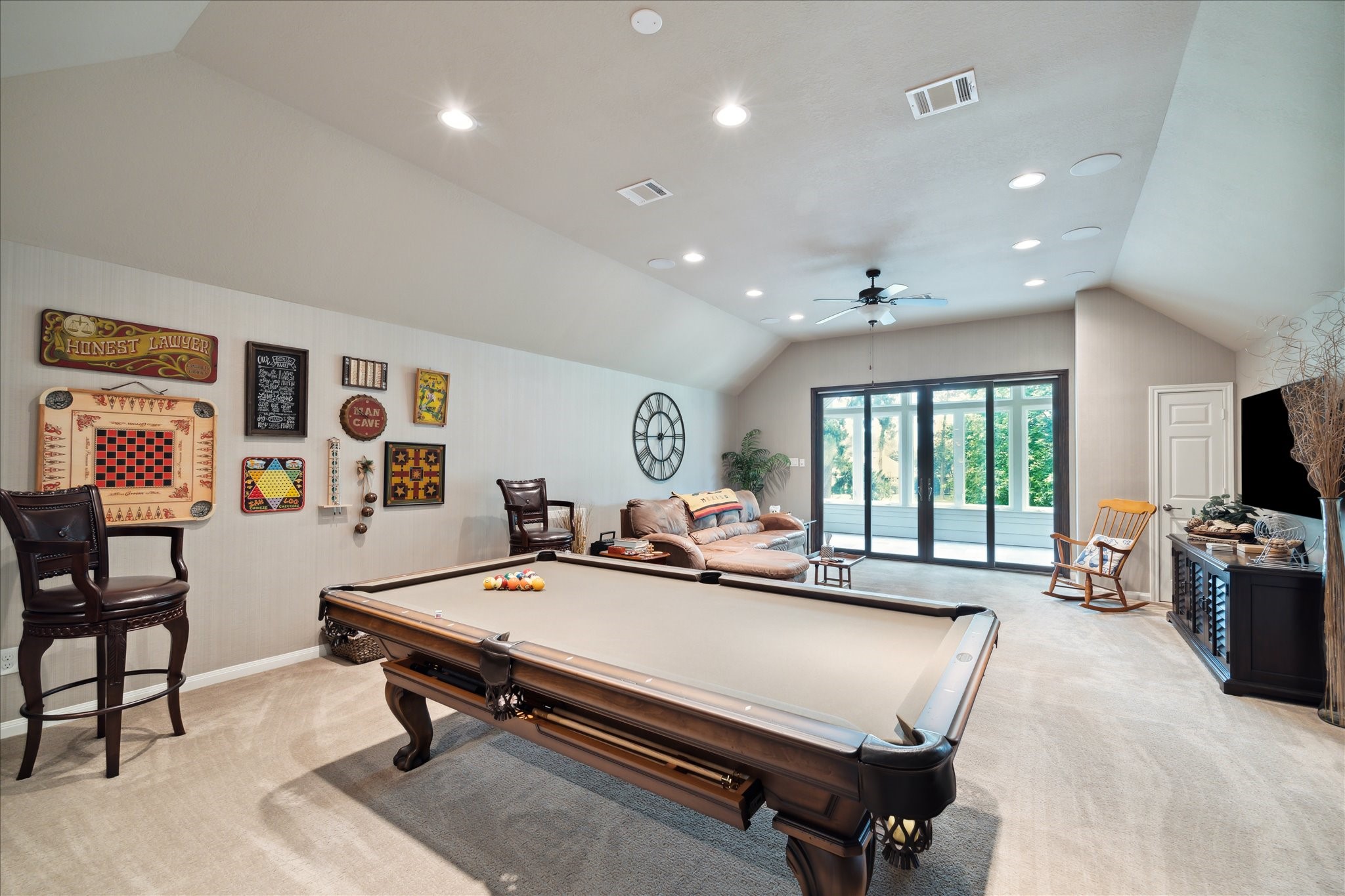 20289 Southwood Oaks Drive Property Photo 16