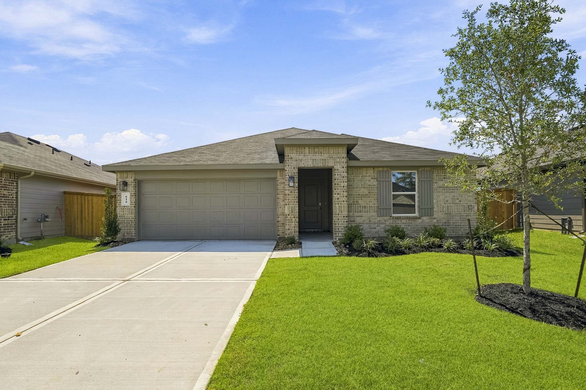 610 Meadowknoll Drive Property Photo 1