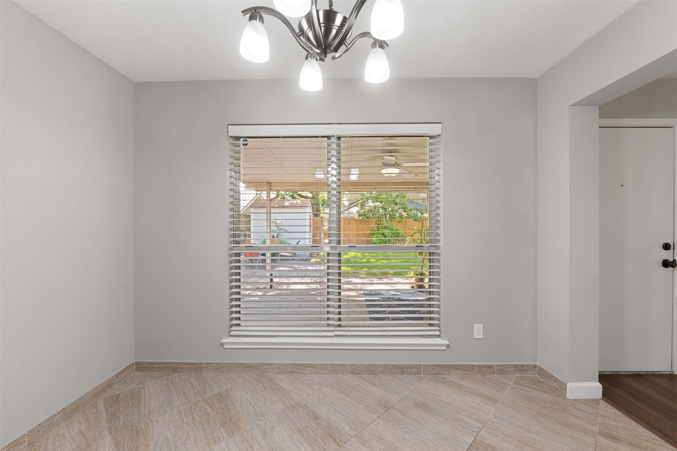 1118 Wentworth Drive Property Photo 14