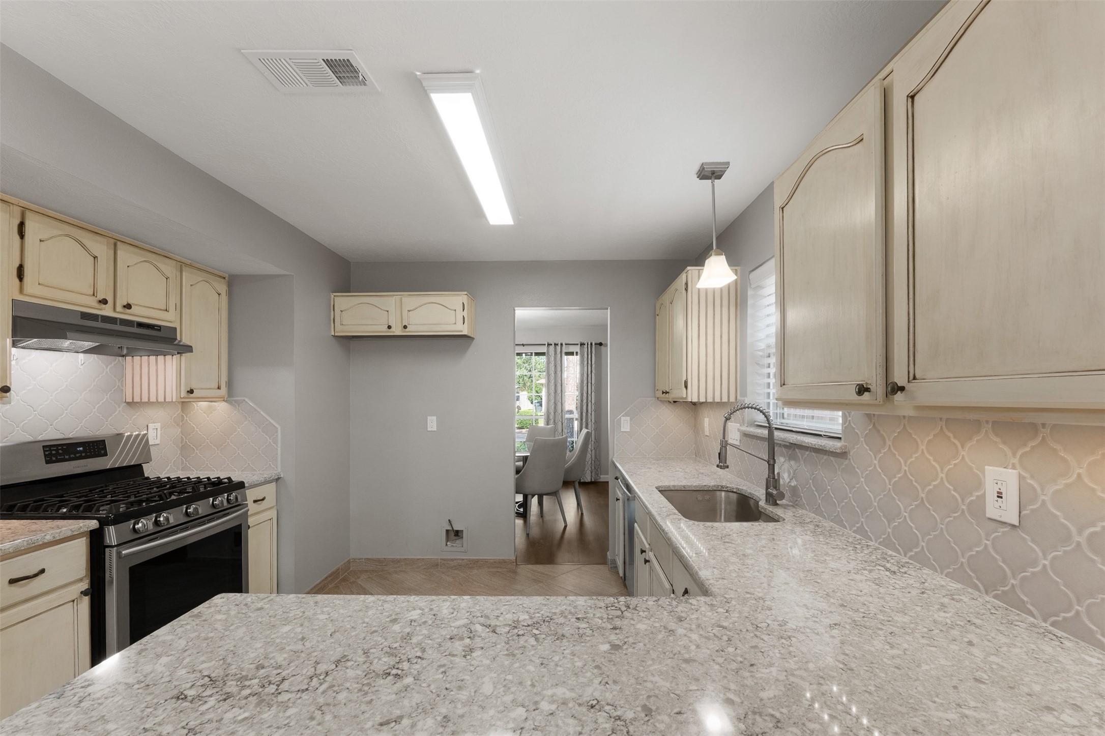 1118 Wentworth Drive Property Photo 15