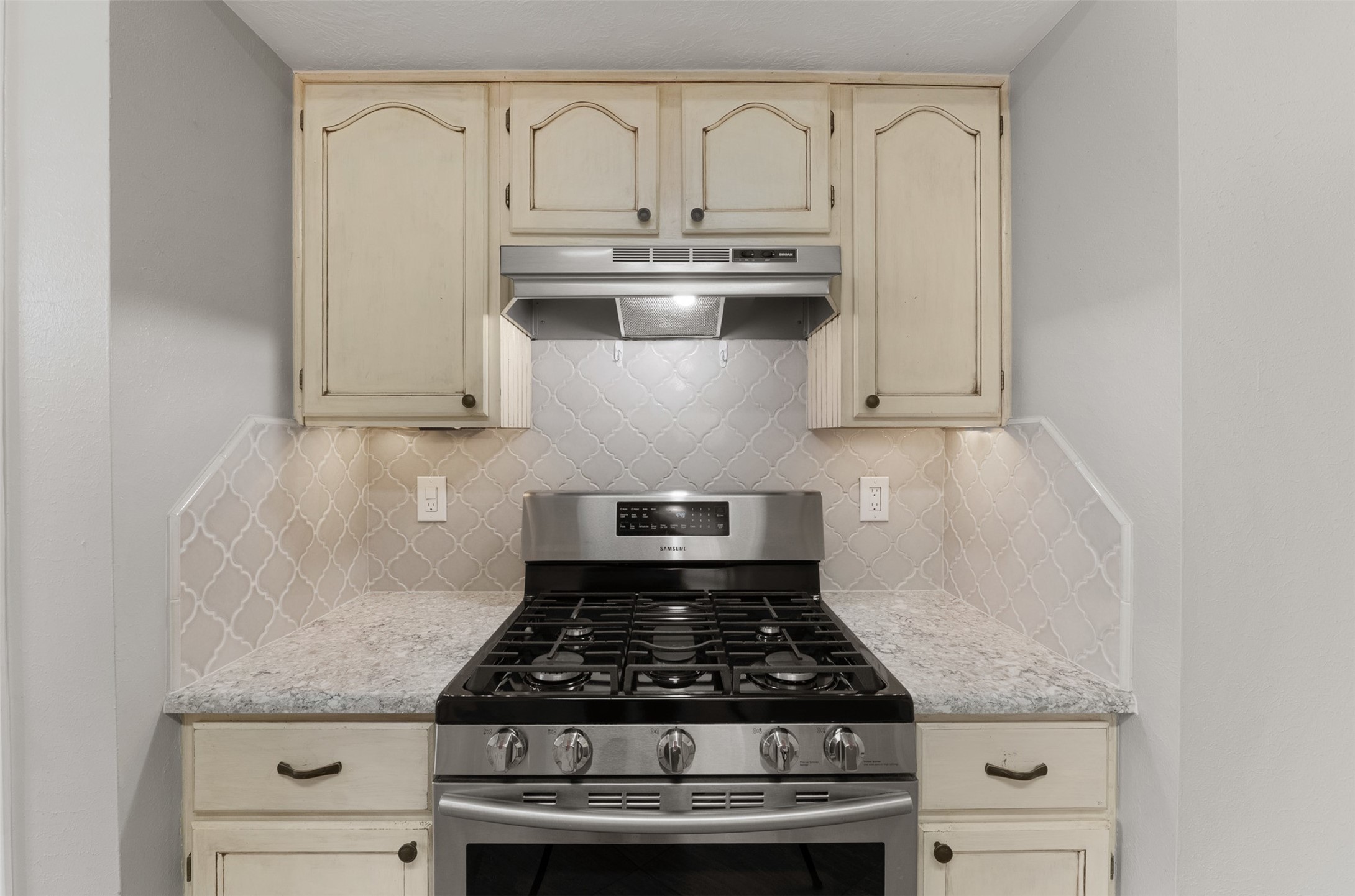 1118 Wentworth Drive Property Photo 18