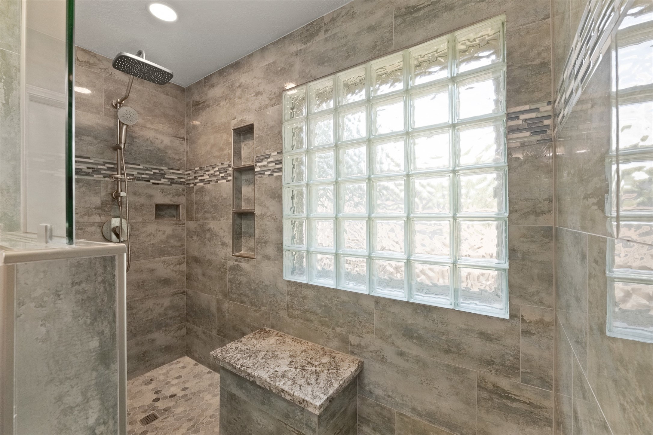 1118 Wentworth Drive Property Photo 27