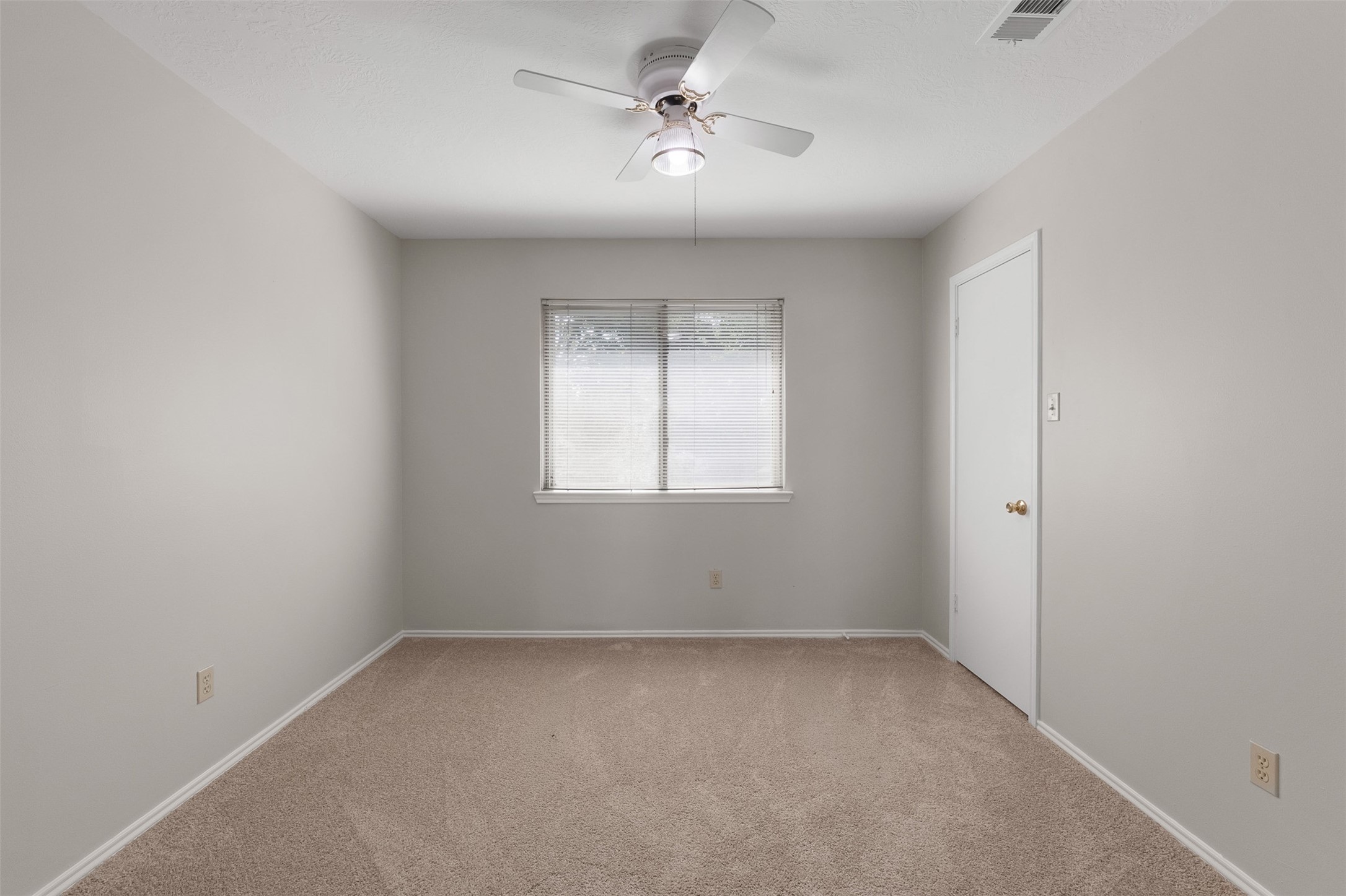 1118 Wentworth Drive Property Photo 30