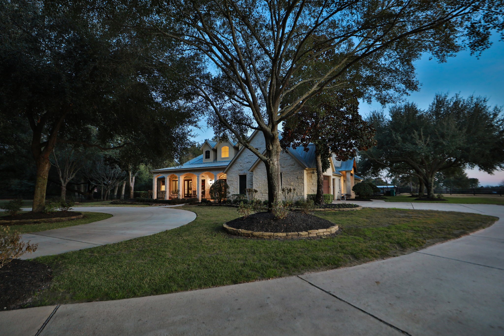 15601 Brown Road Property Photo 3