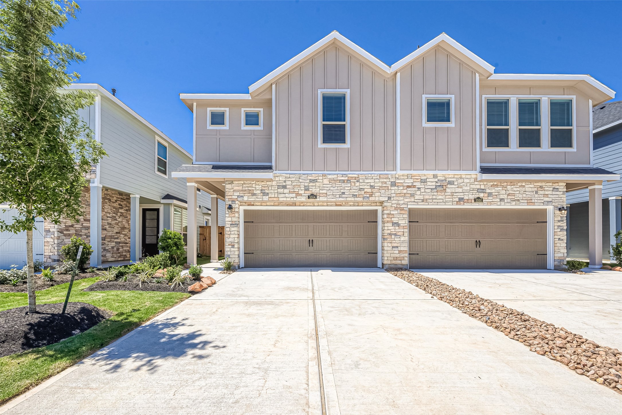 5554 Amber Brook Lane Property Photo 1