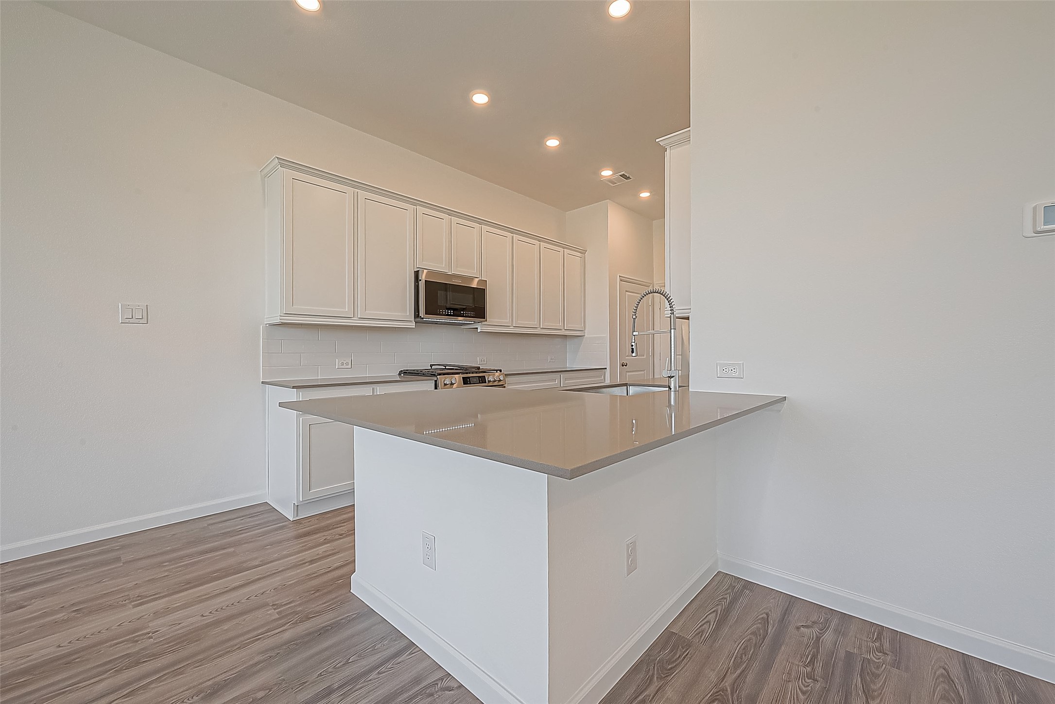 5554 Amber Brook Lane Property Photo 10