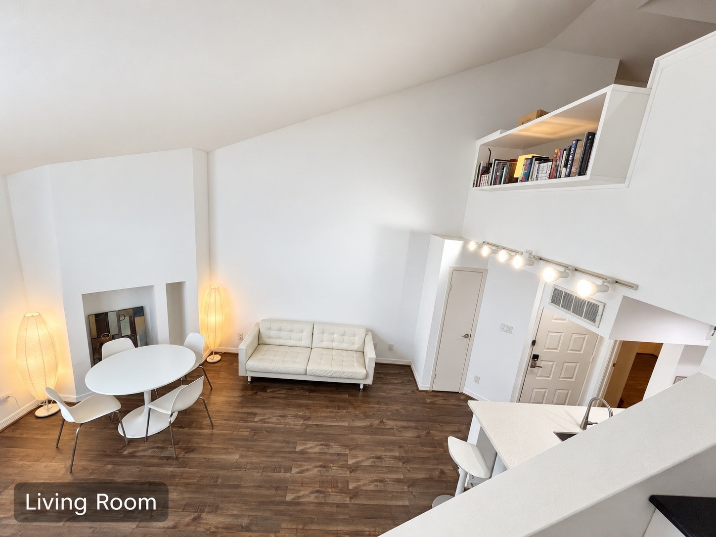 10855 Meadowglen Lane 1128 Property Photo 6