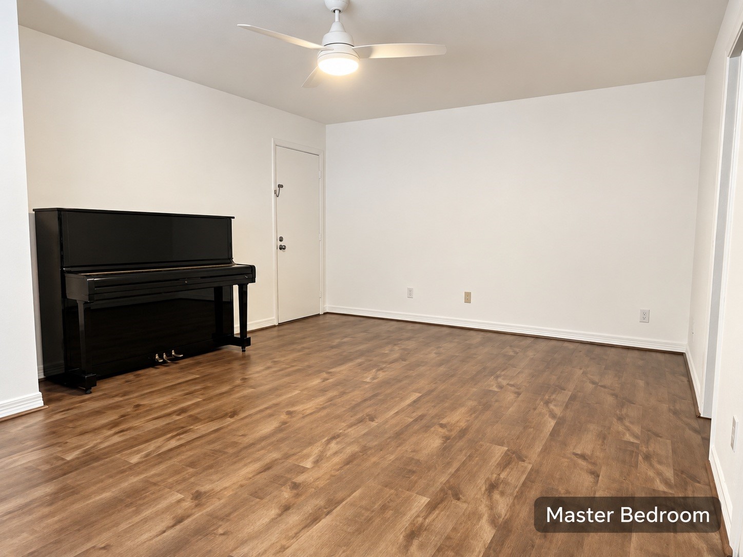 10855 Meadowglen Lane 1128 Property Photo 19