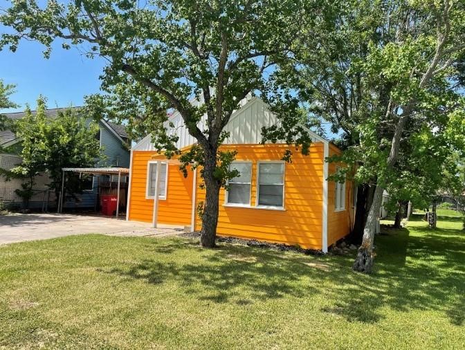 727 W 5th Street 1 Property Photo 2