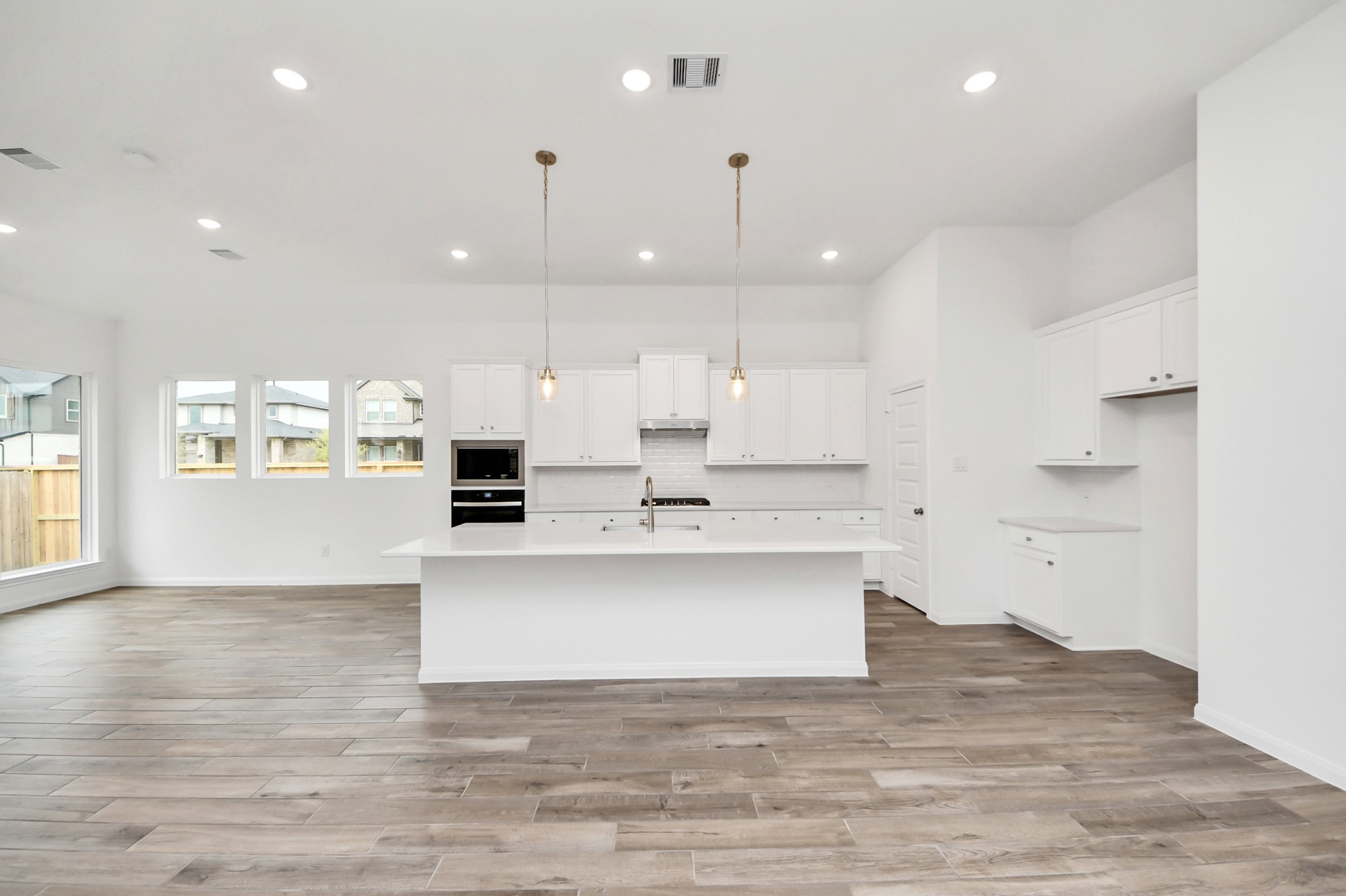 7706 Clover Gully Lane Property Photo 28