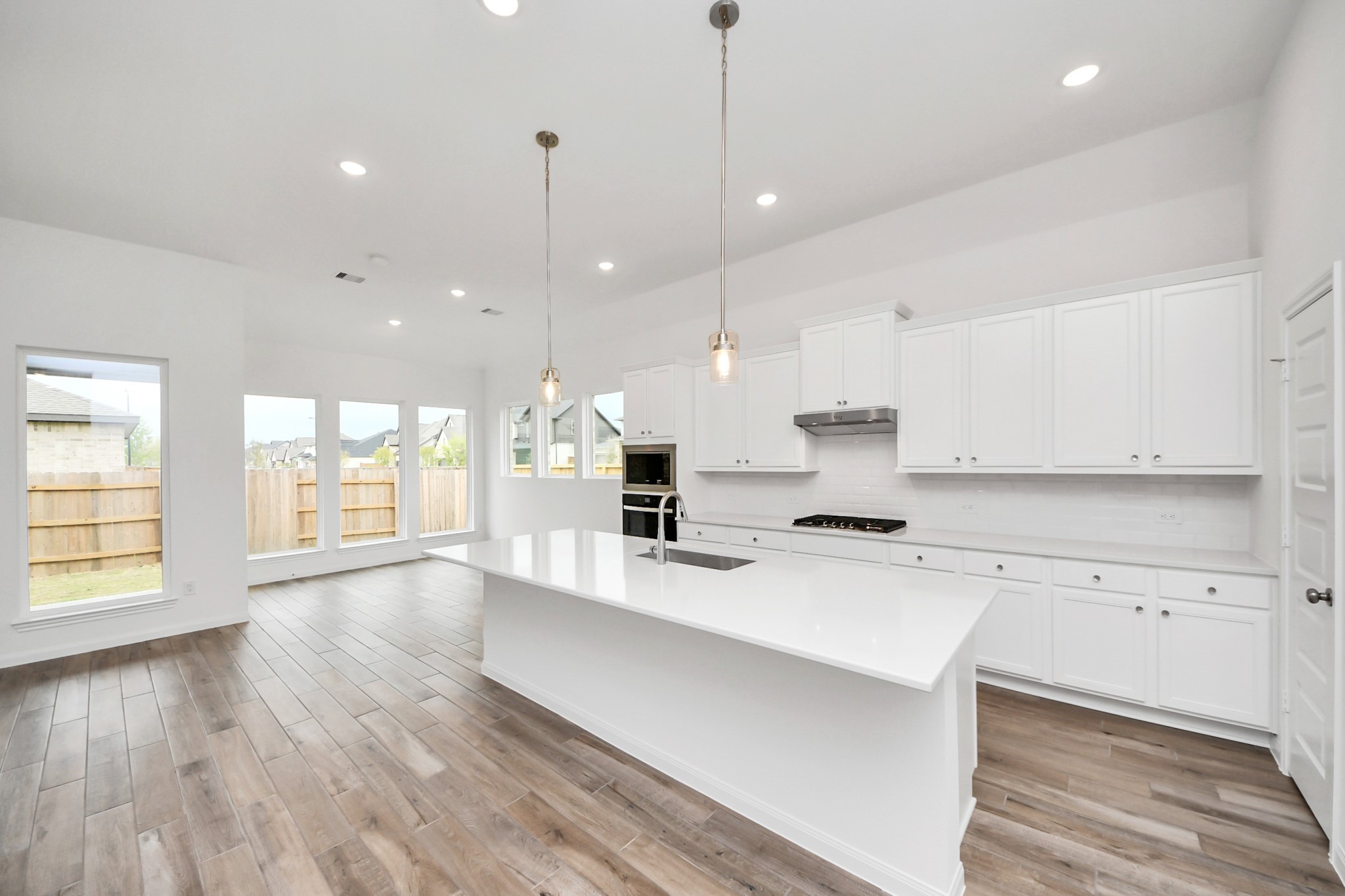 7706 Clover Gully Lane Property Photo 32