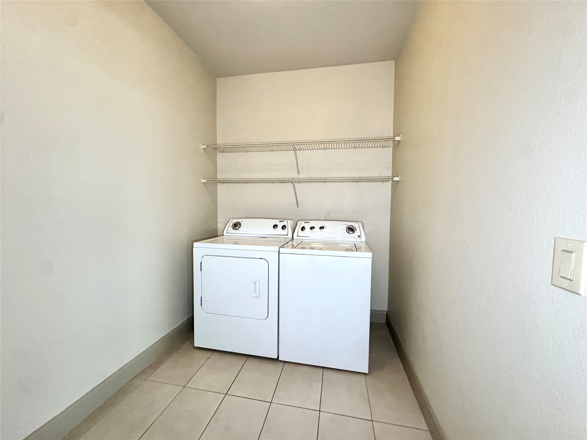 3788 Richmond Avenue 1256 Property Photo 4