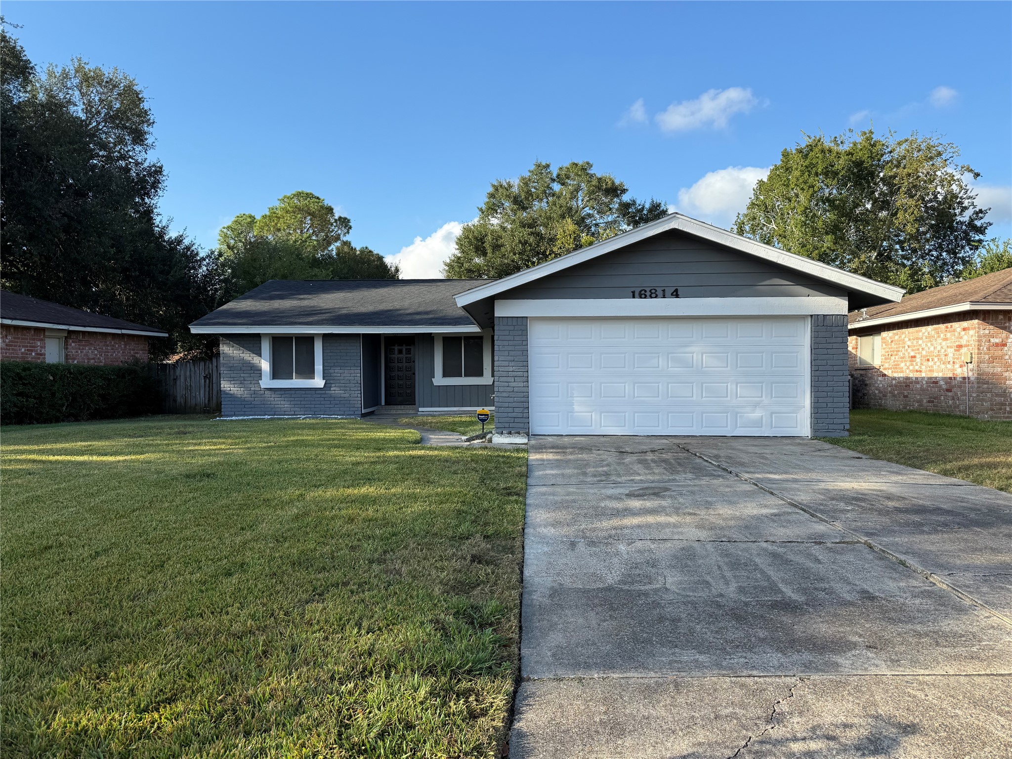 16814 Barcelona Drive Property Photo 1