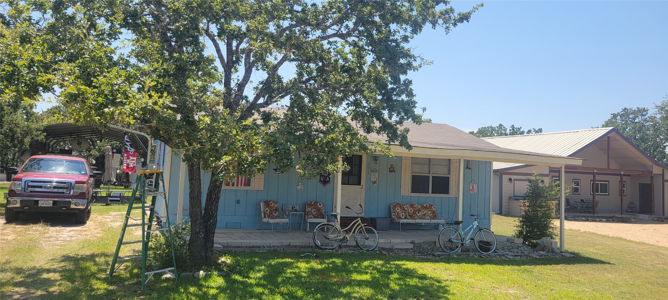 323 N Apache Drive N Property Photo 1