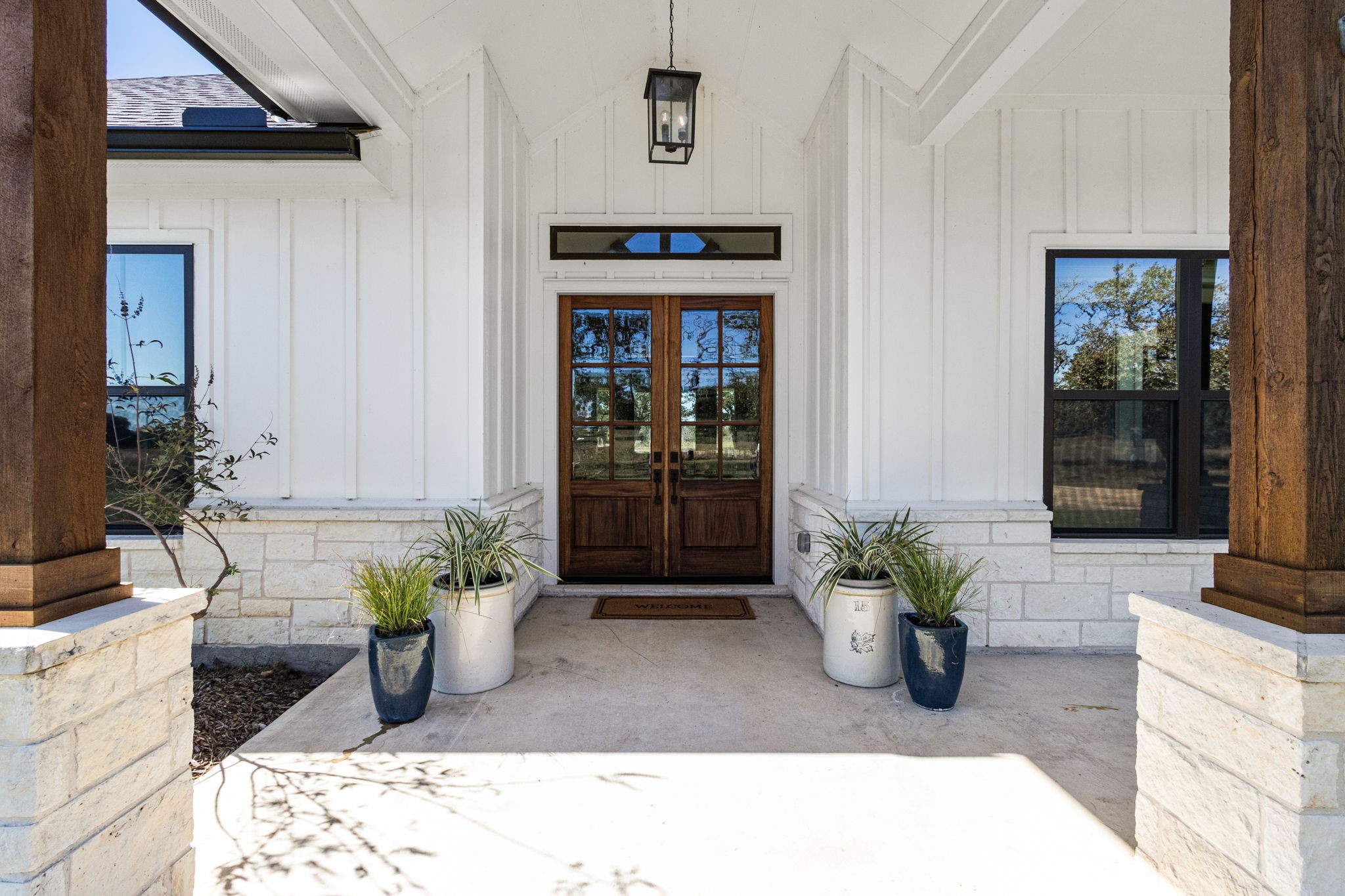 1565 Smith Rau Road Property Photo 6