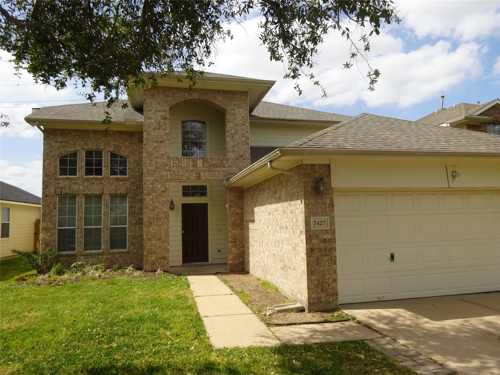 7427 Bering Landing Property Photo