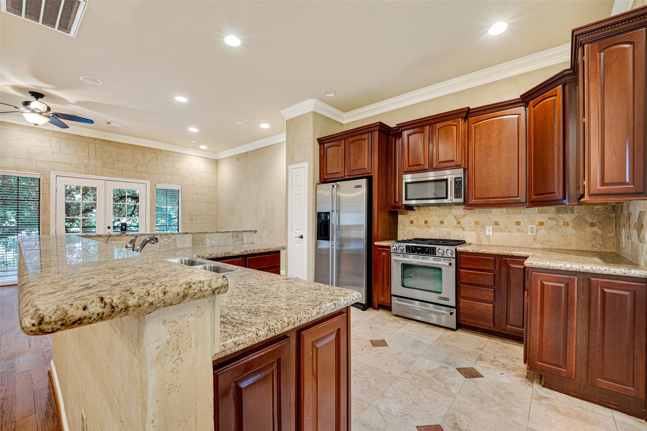 1250 Utah Street Property Photo 19