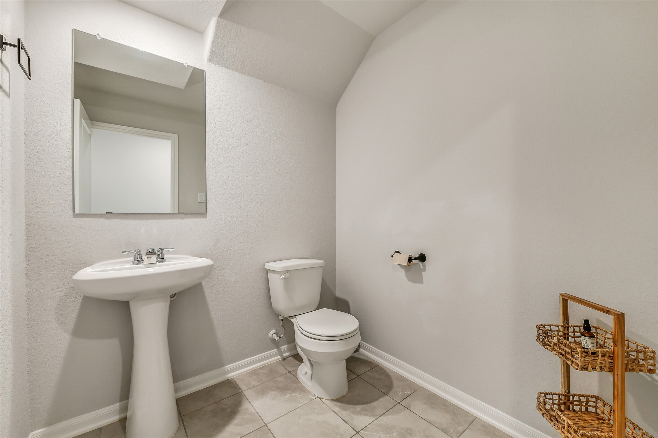 1802 Tioga View Drive Property Photo 14