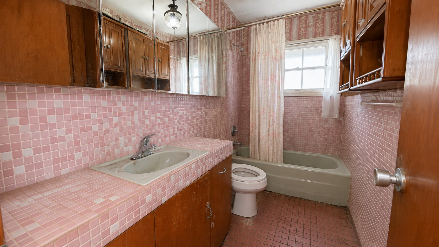 236 E Orchard Street Property Photo 9