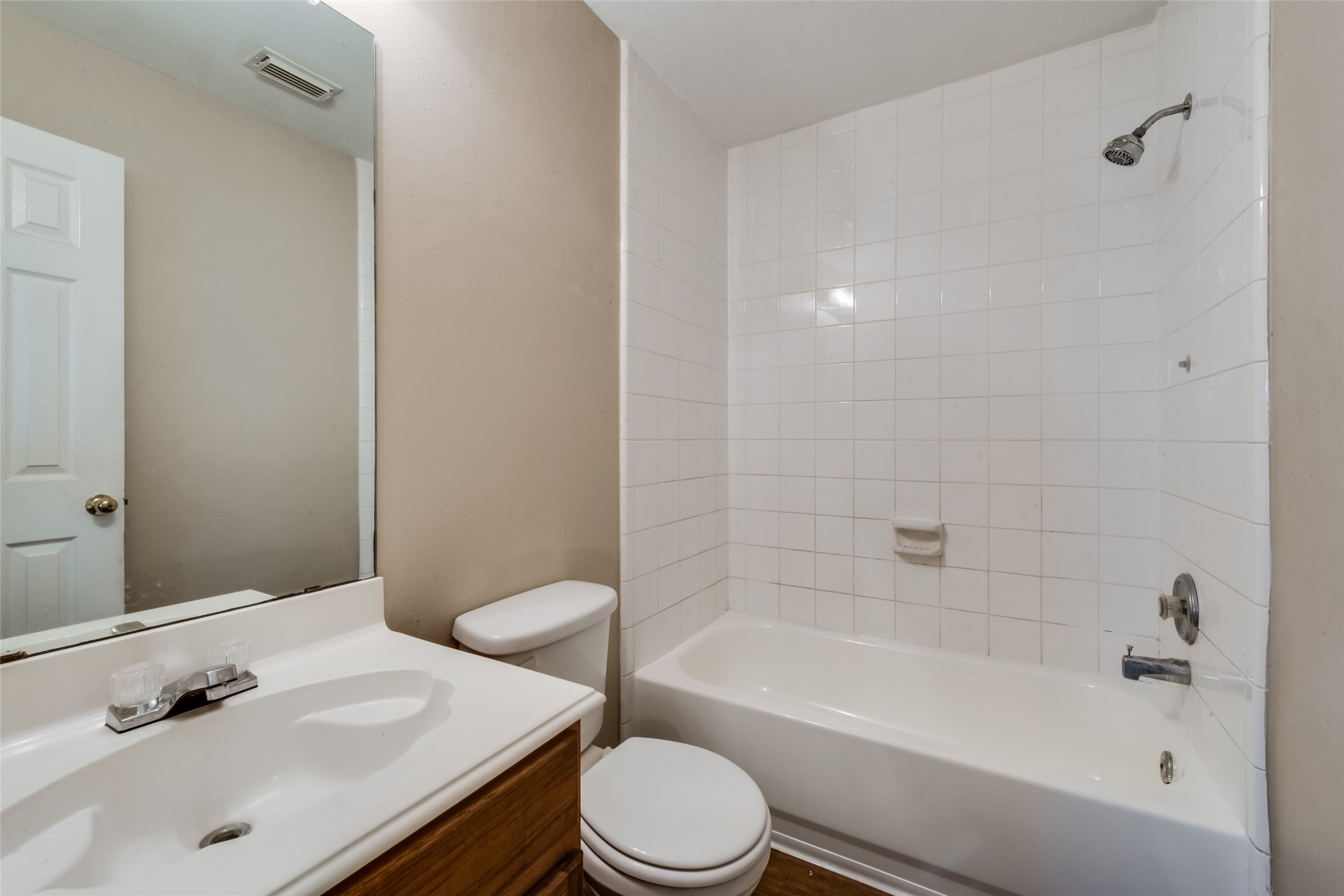 8342 Fuqua Gardens Drive Property Photo 8