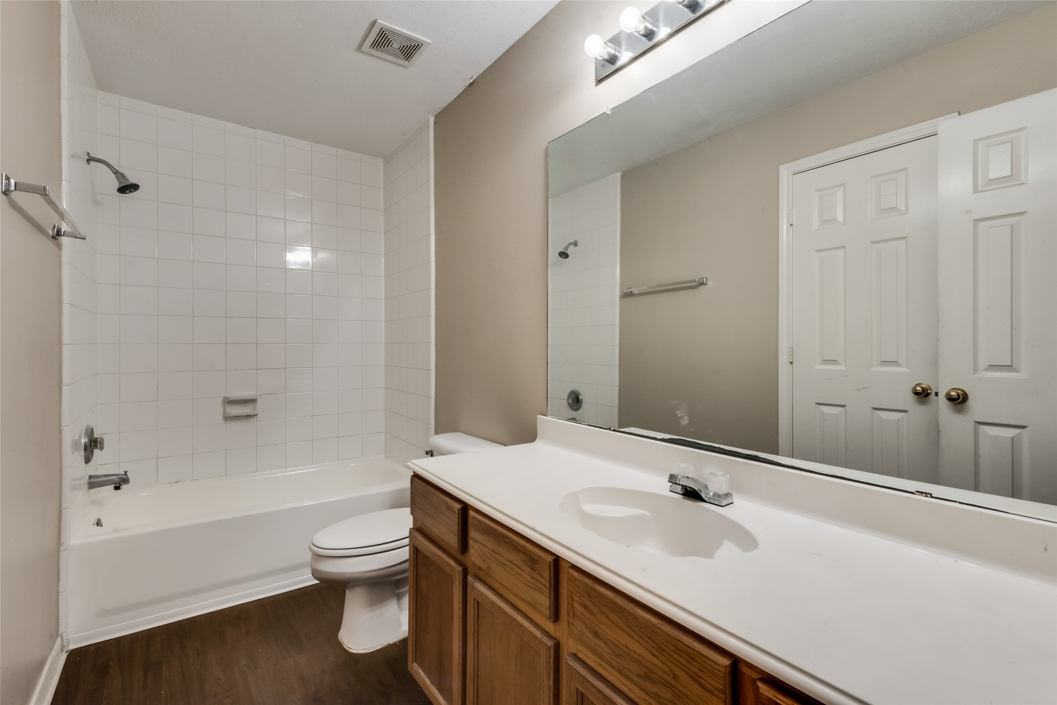 8342 Fuqua Gardens Drive Property Photo 13