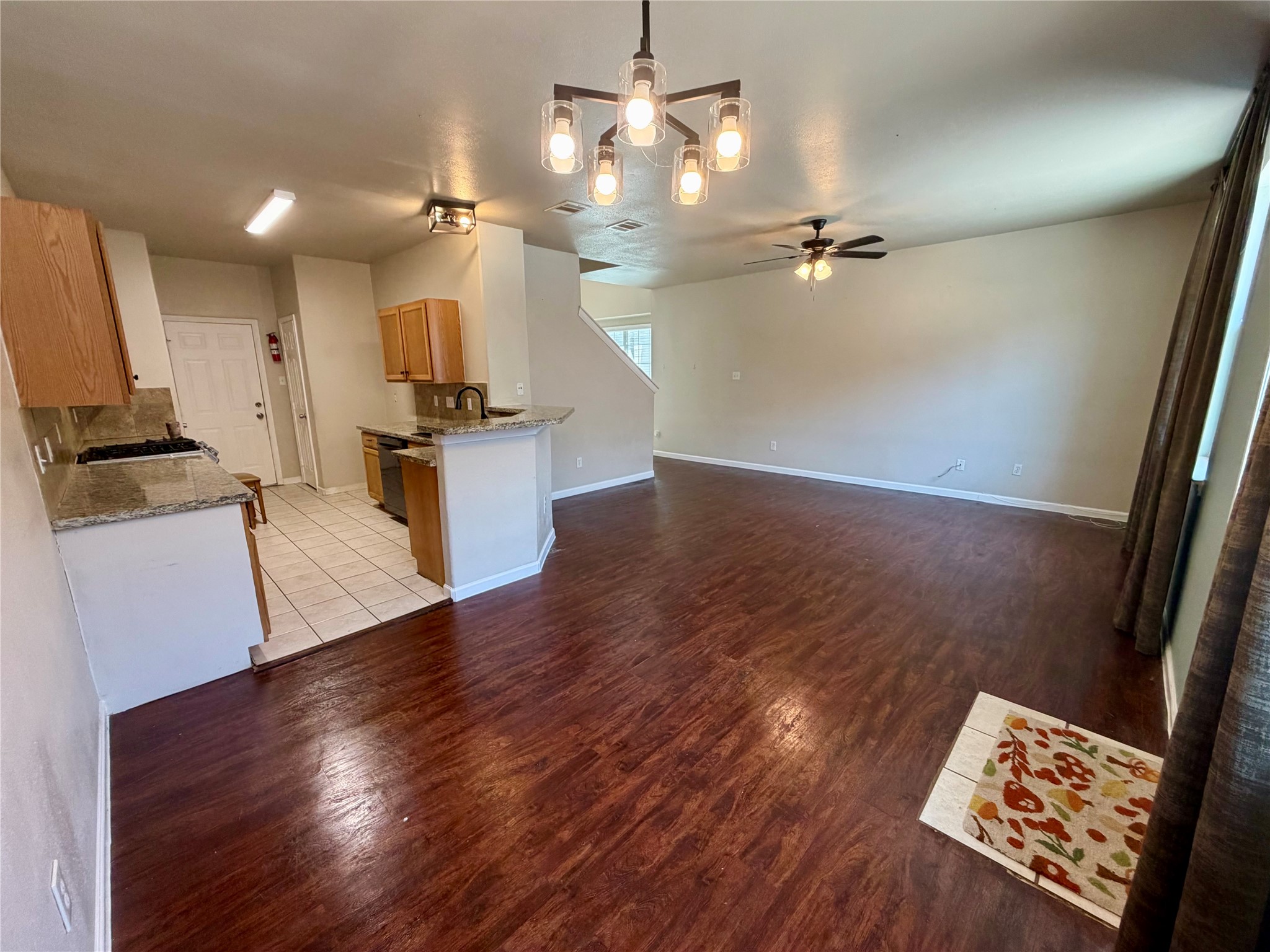 6026 Yorkglen Manor Lane Property Photo 6