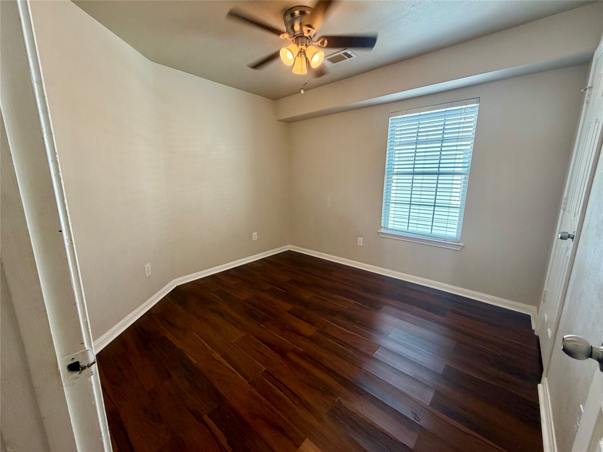 6026 Yorkglen Manor Lane Property Photo 15