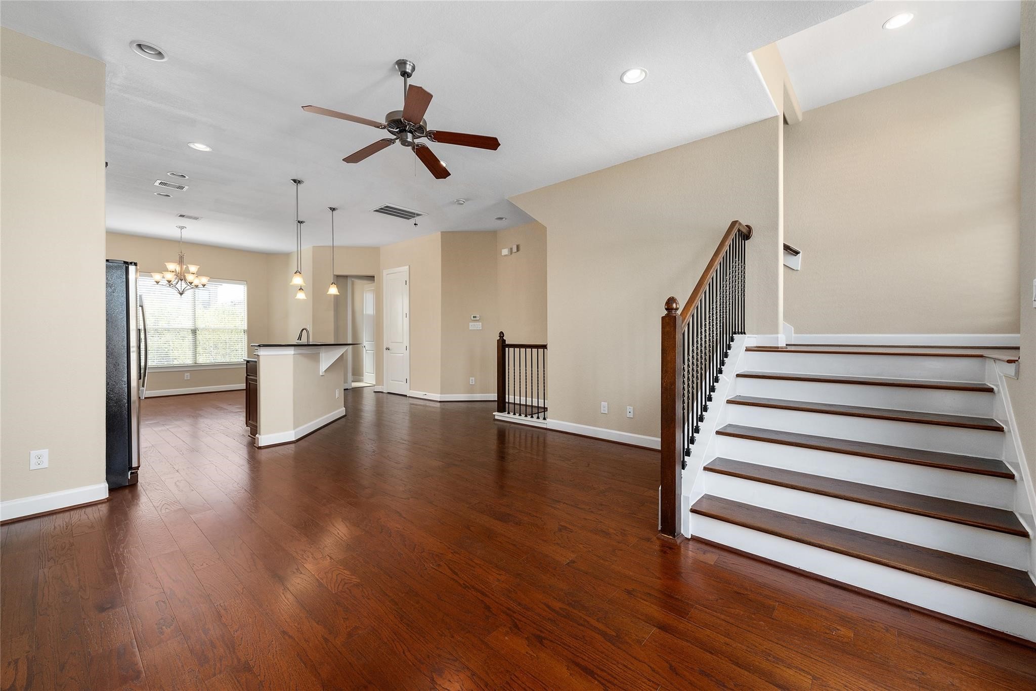 2814 Polk Street Property Photo 5