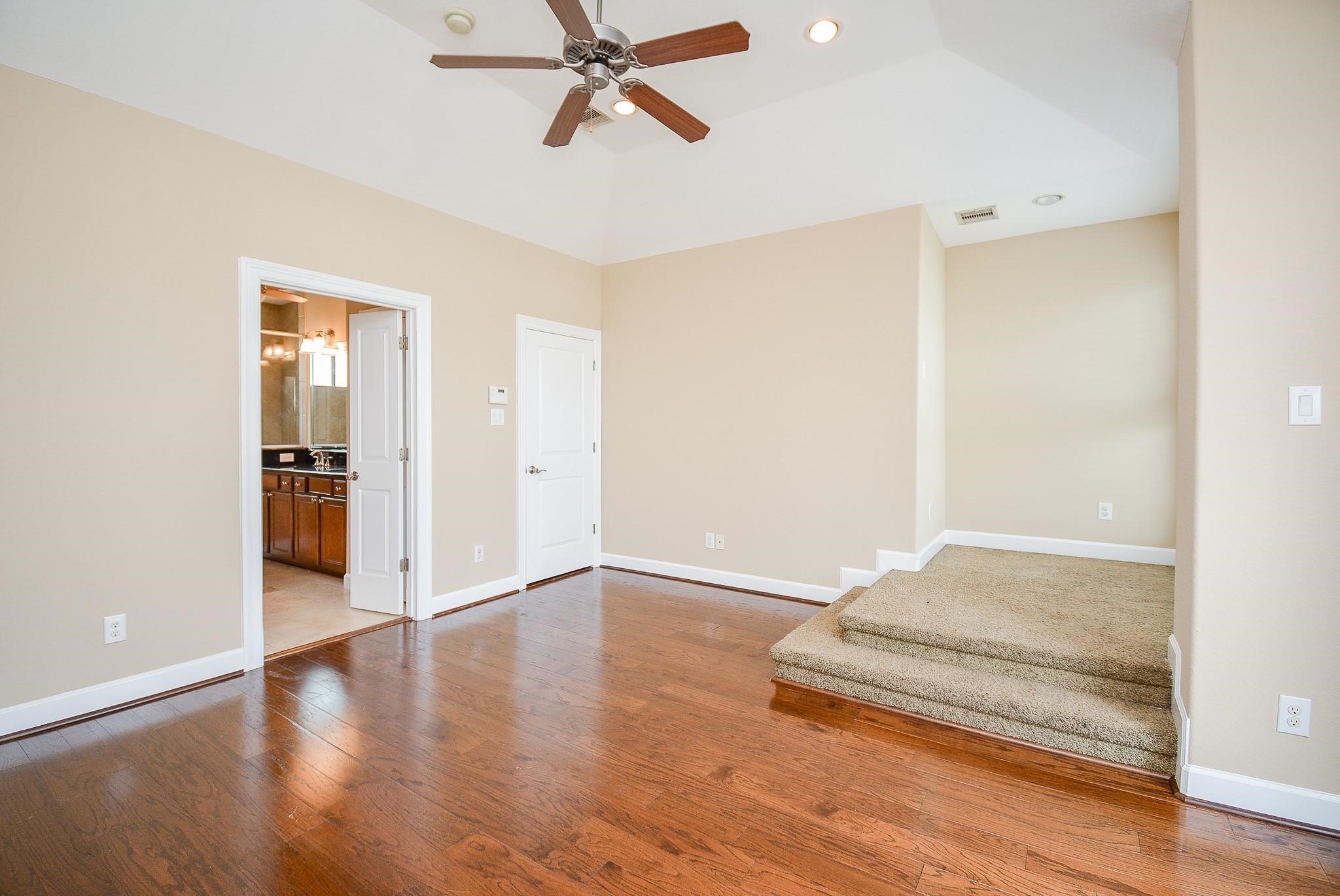 2814 Polk Street Property Photo 13