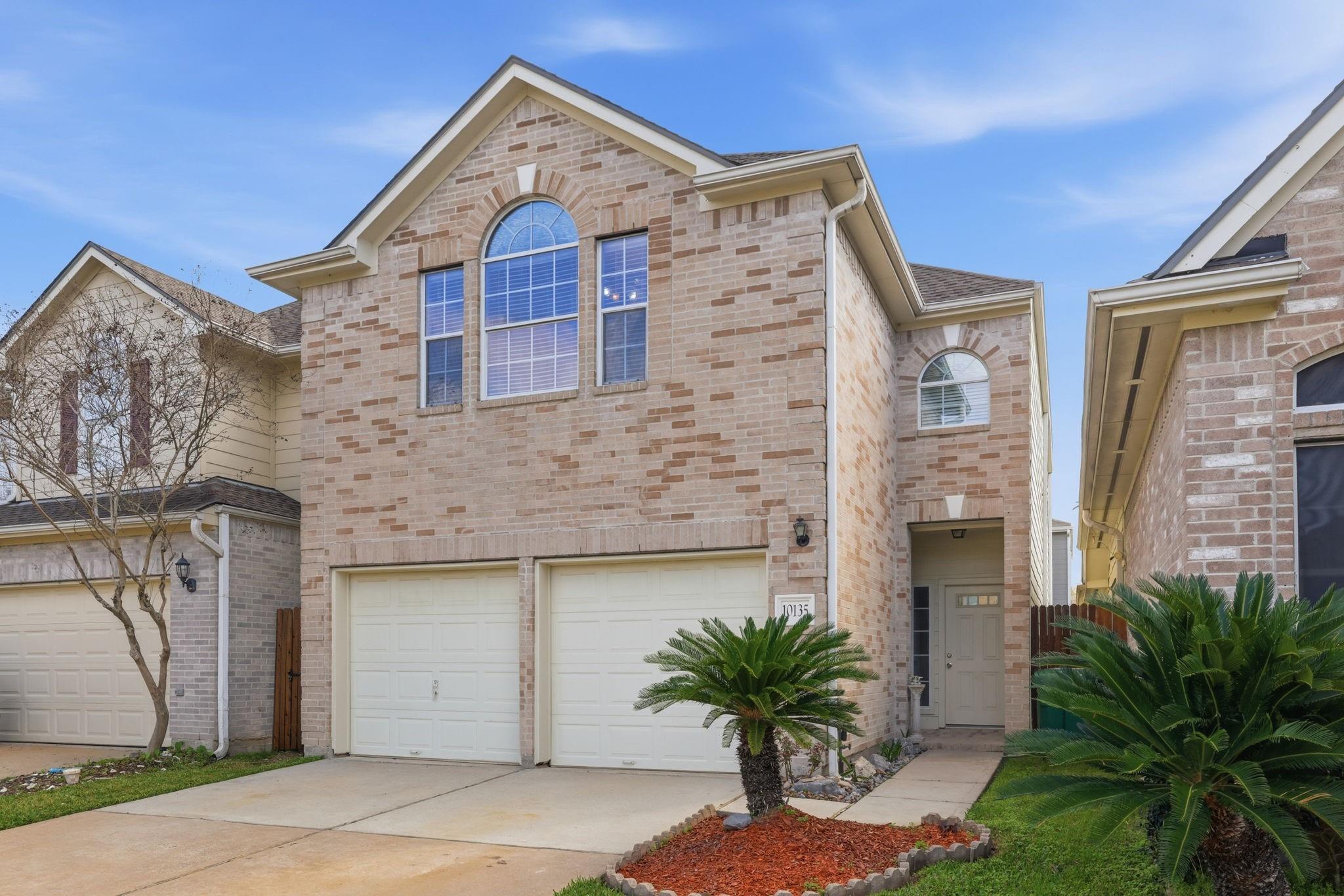 10135 E East Palm Lake Dr Drive, Houston Tx 77034 Property Photo 2