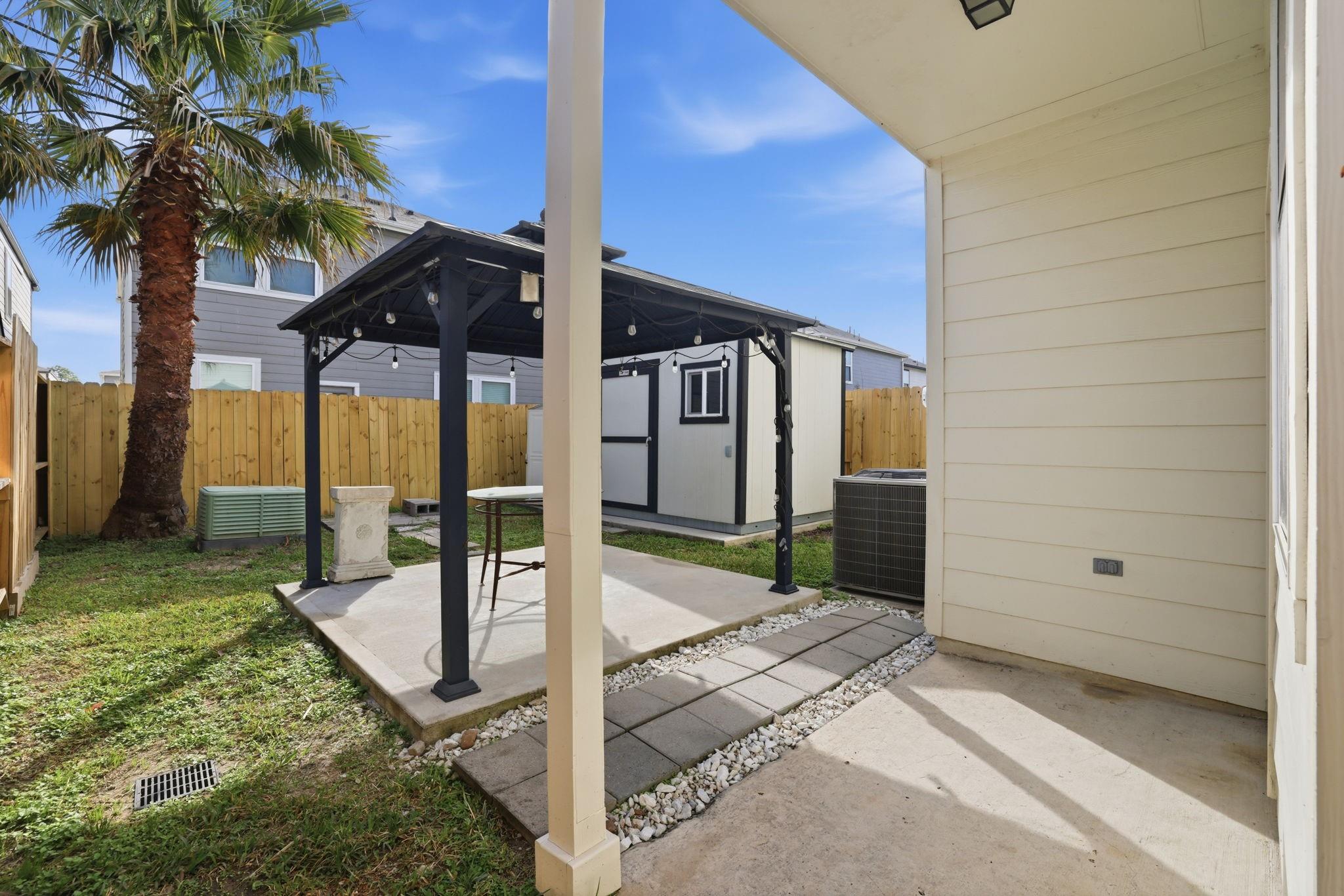 10135 E East Palm Lake Dr Drive, Houston Tx 77034 Property Photo 5