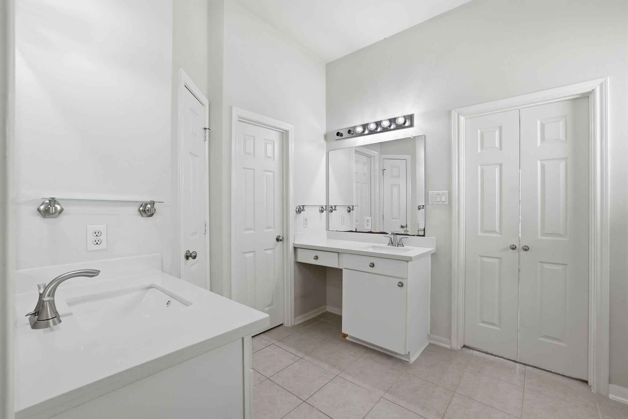 10135 E East Palm Lake Dr Drive, Houston Tx 77034 Property Photo 12