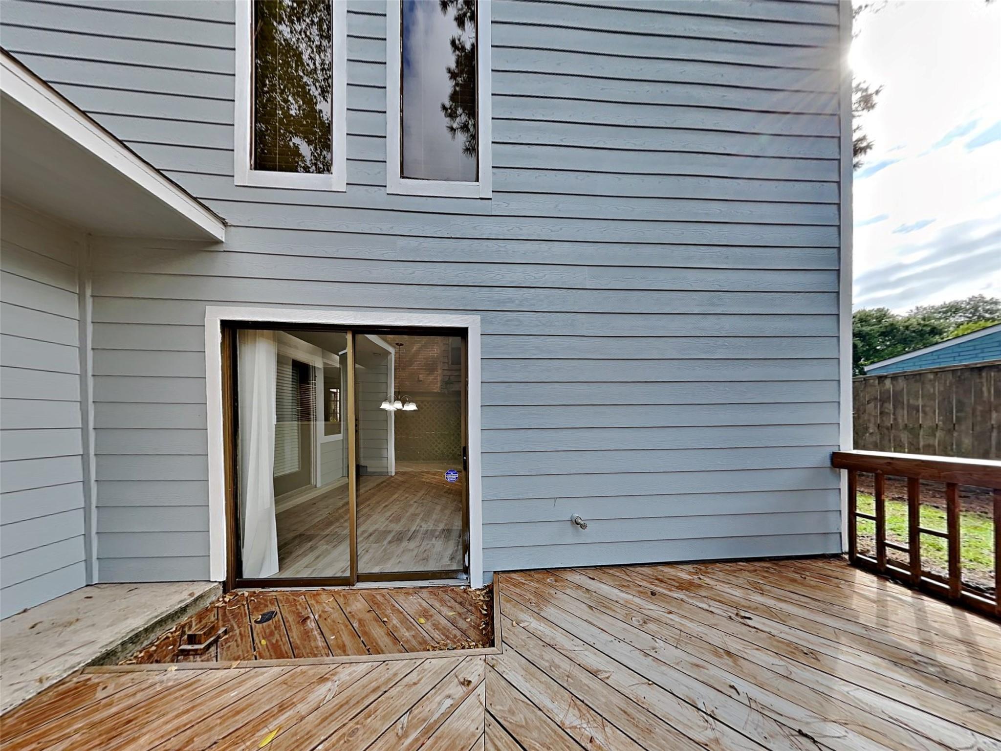 17819 Paddle Wheel Drive Property Photo 17