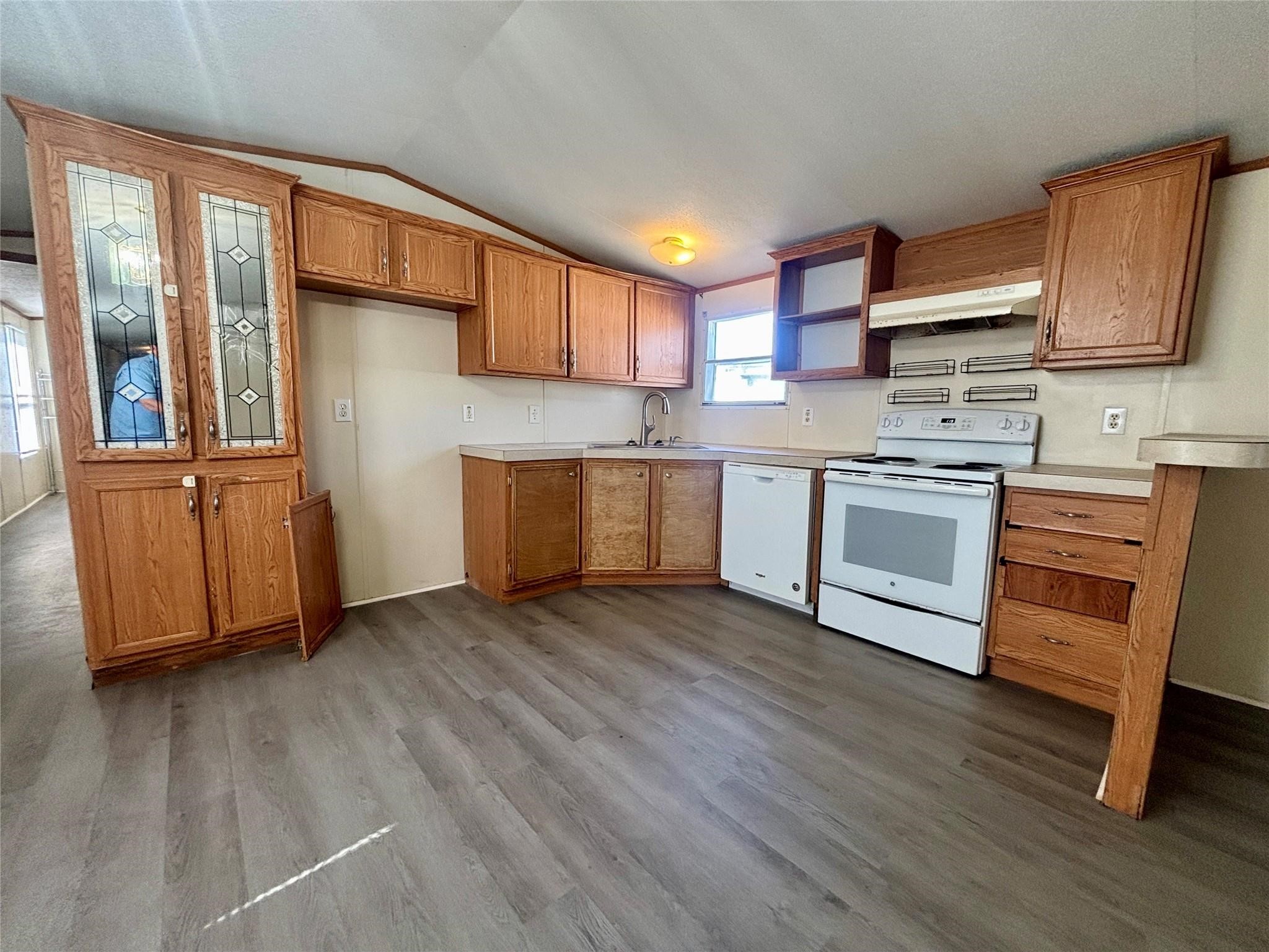 14355 Enchanted Waters Drive Property Photo 6