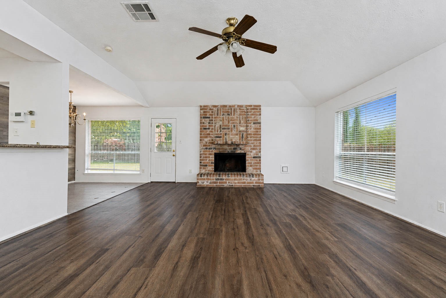 7251 Sonnet Glen Lane Property Photo 4