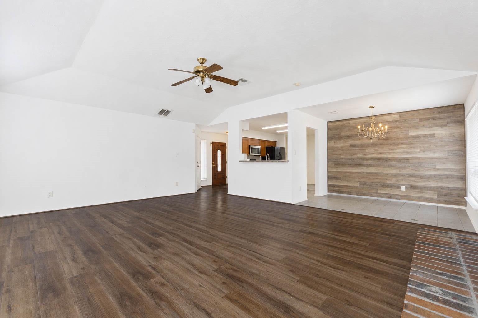 7251 Sonnet Glen Lane Property Photo 7